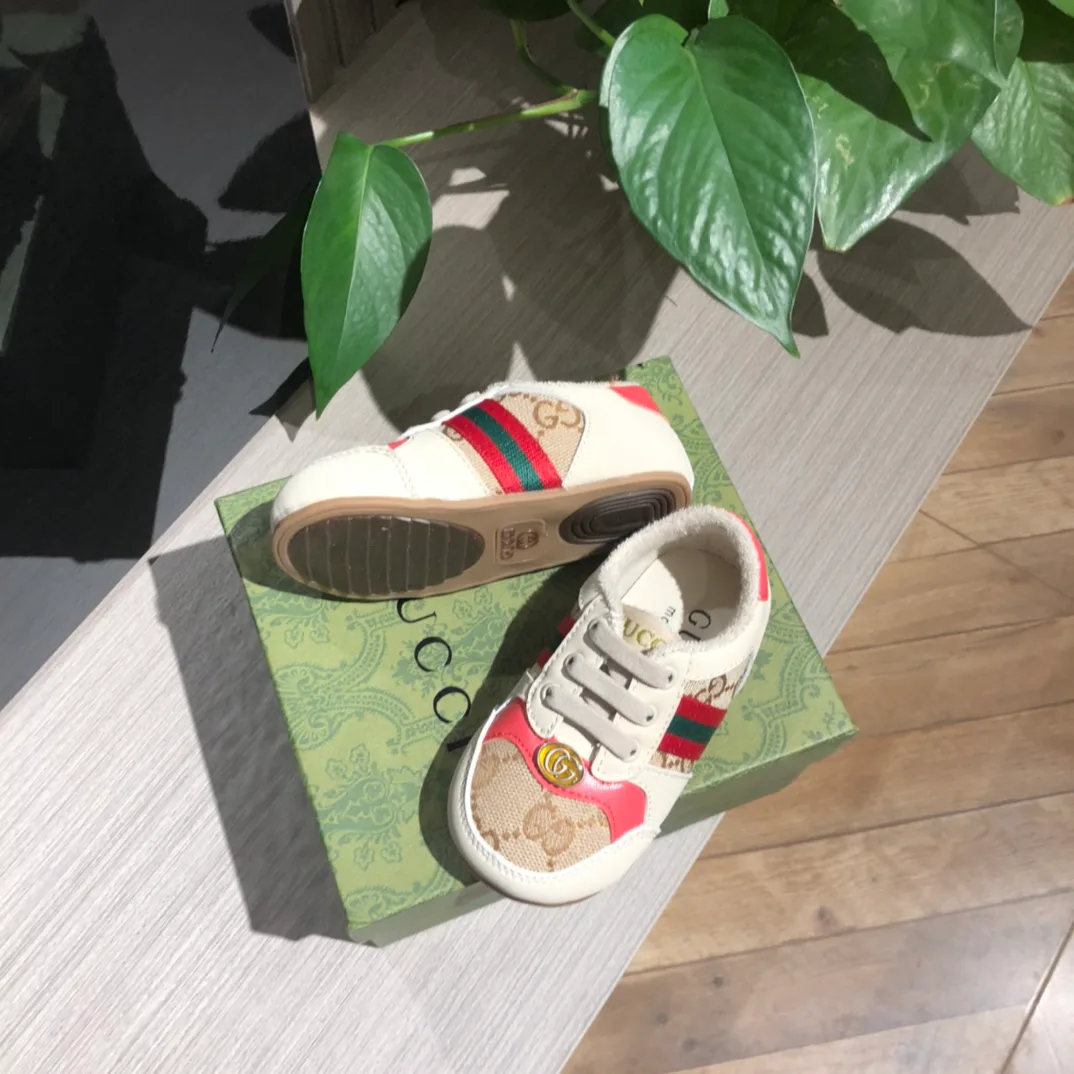 Кроссовки Женские Gucci 18696789