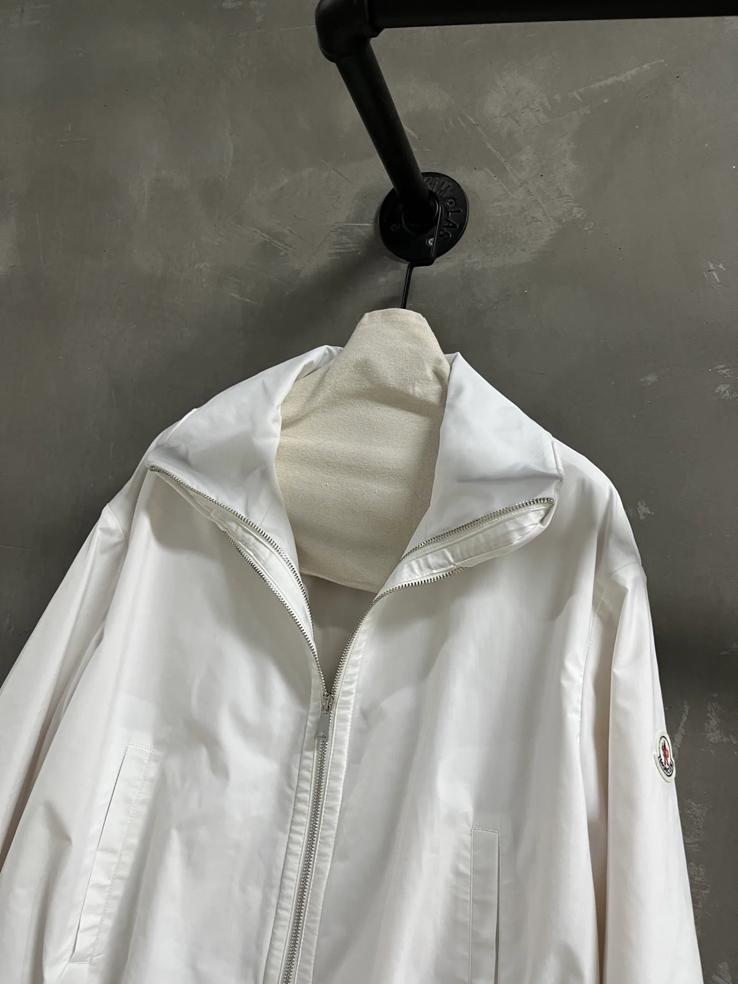 Куртки И Пуховики Женские Moncler 5660333