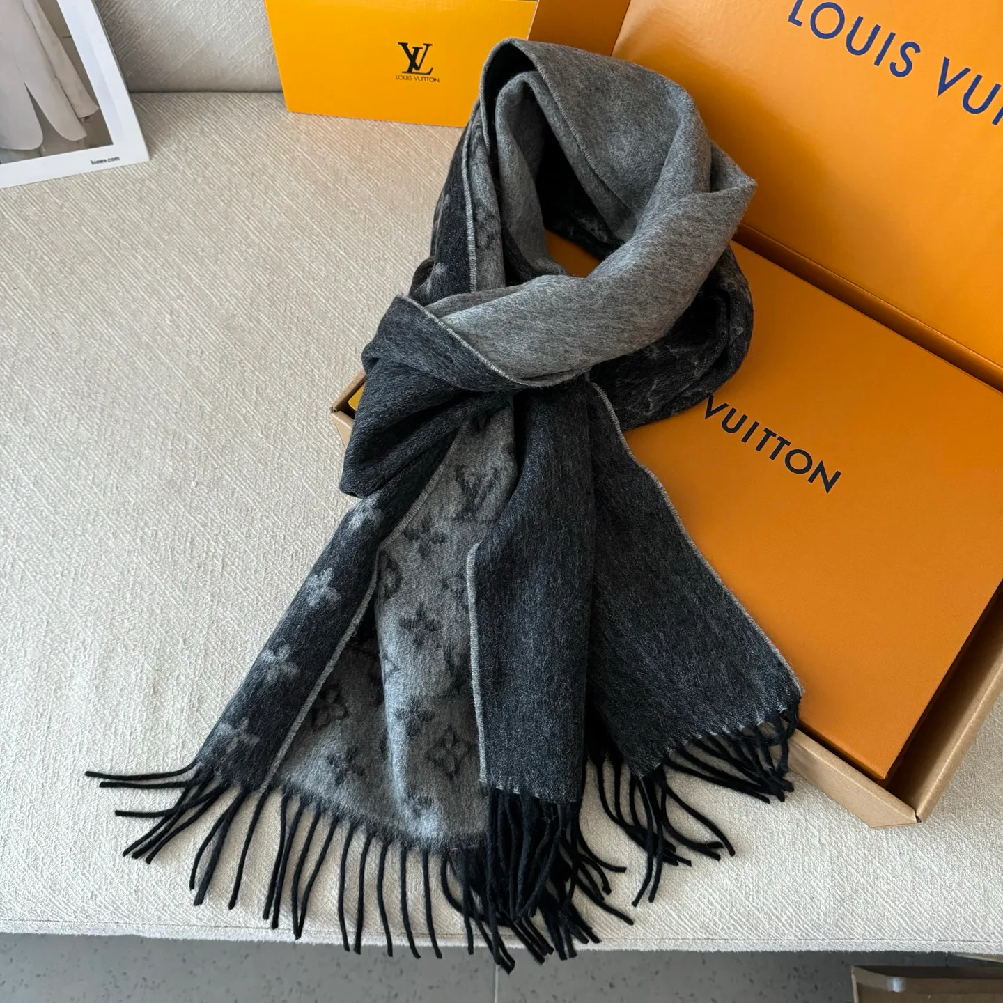 Шарфы Louis Vuitton 752680