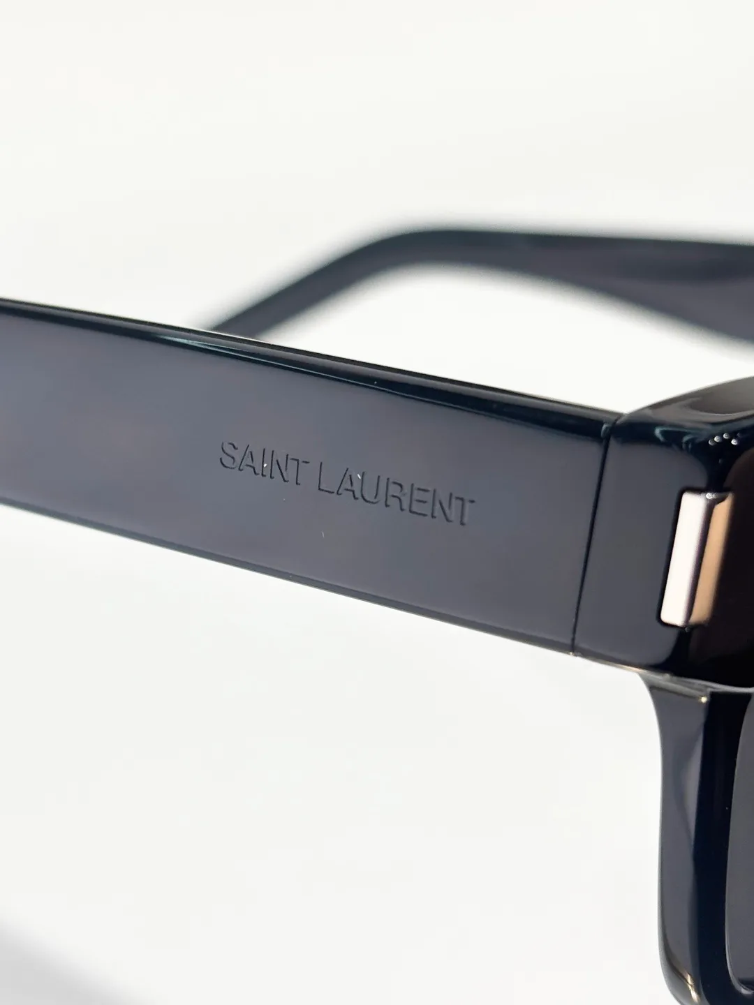 Очки Saint Laurent 822243