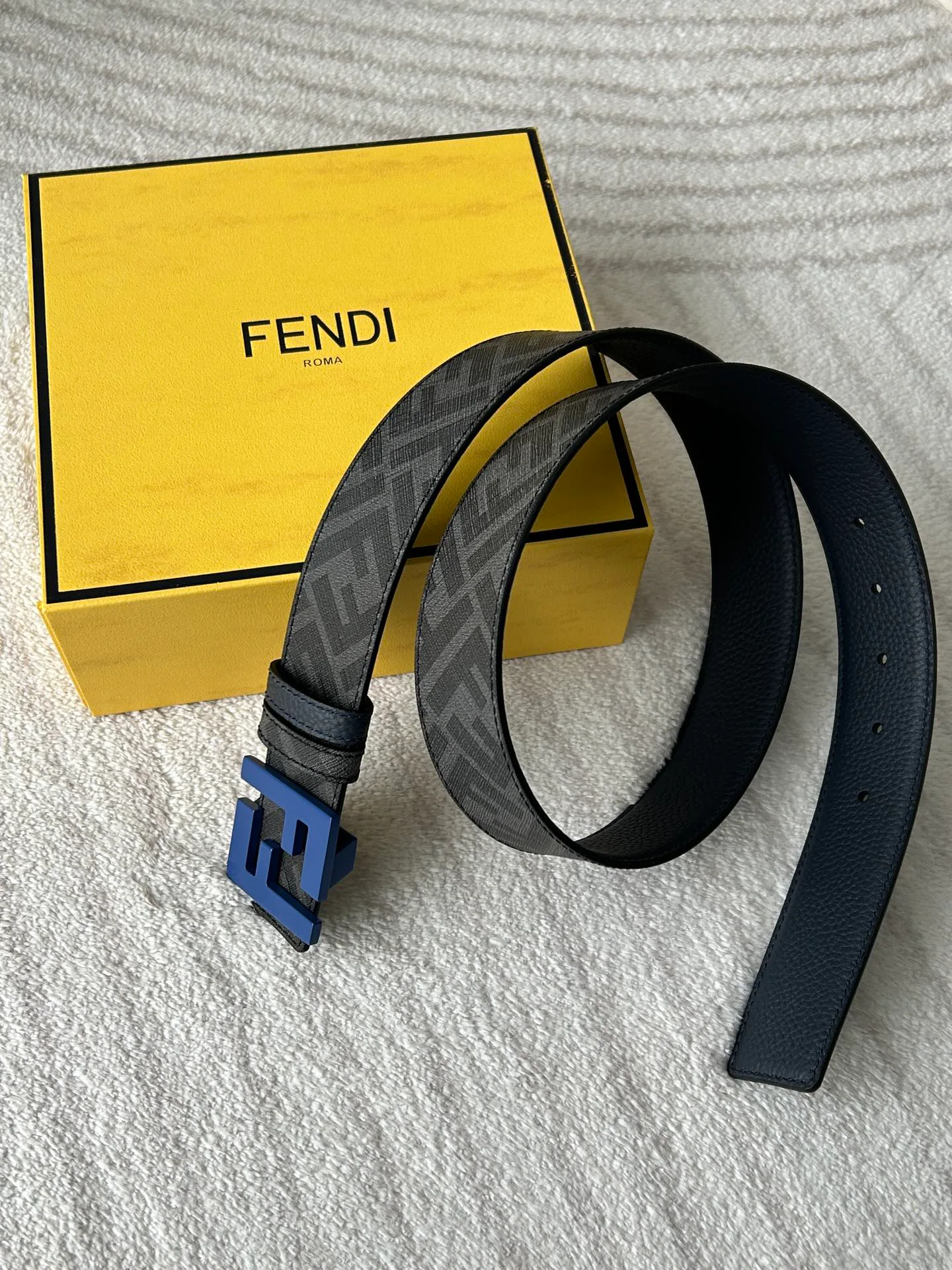 Ремни Fendi 11704489