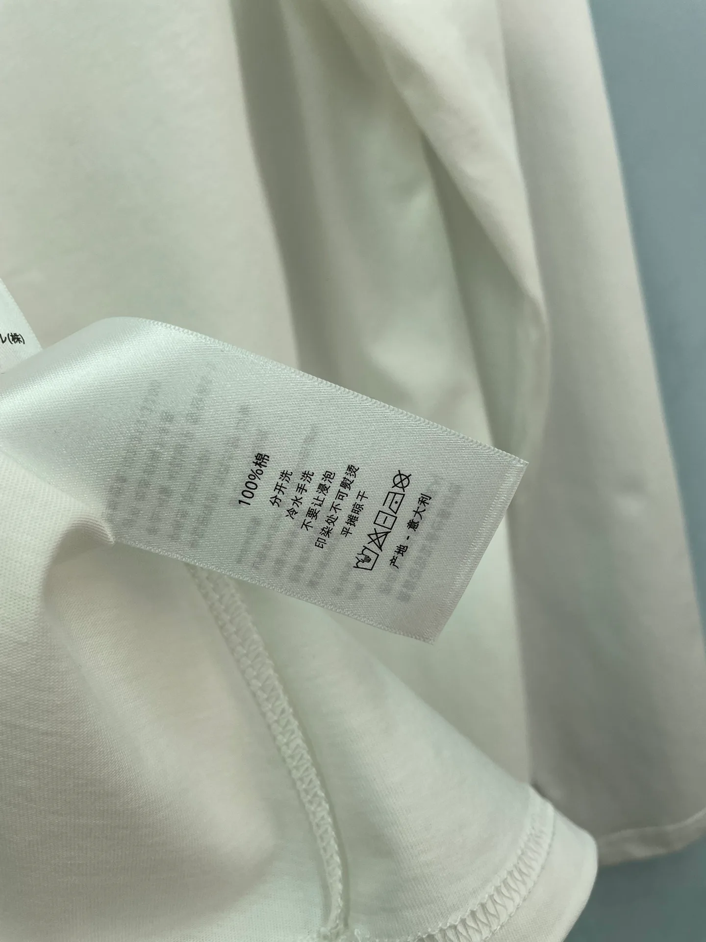 Футболки Женские Christian Dior 17657335