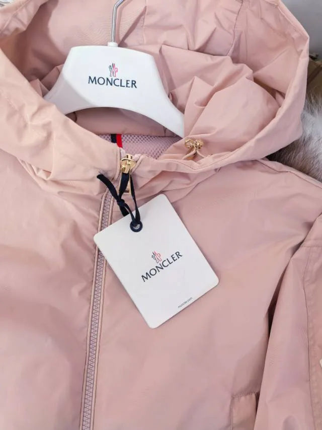 Куртки И Пуховики Женские Moncler 5074992