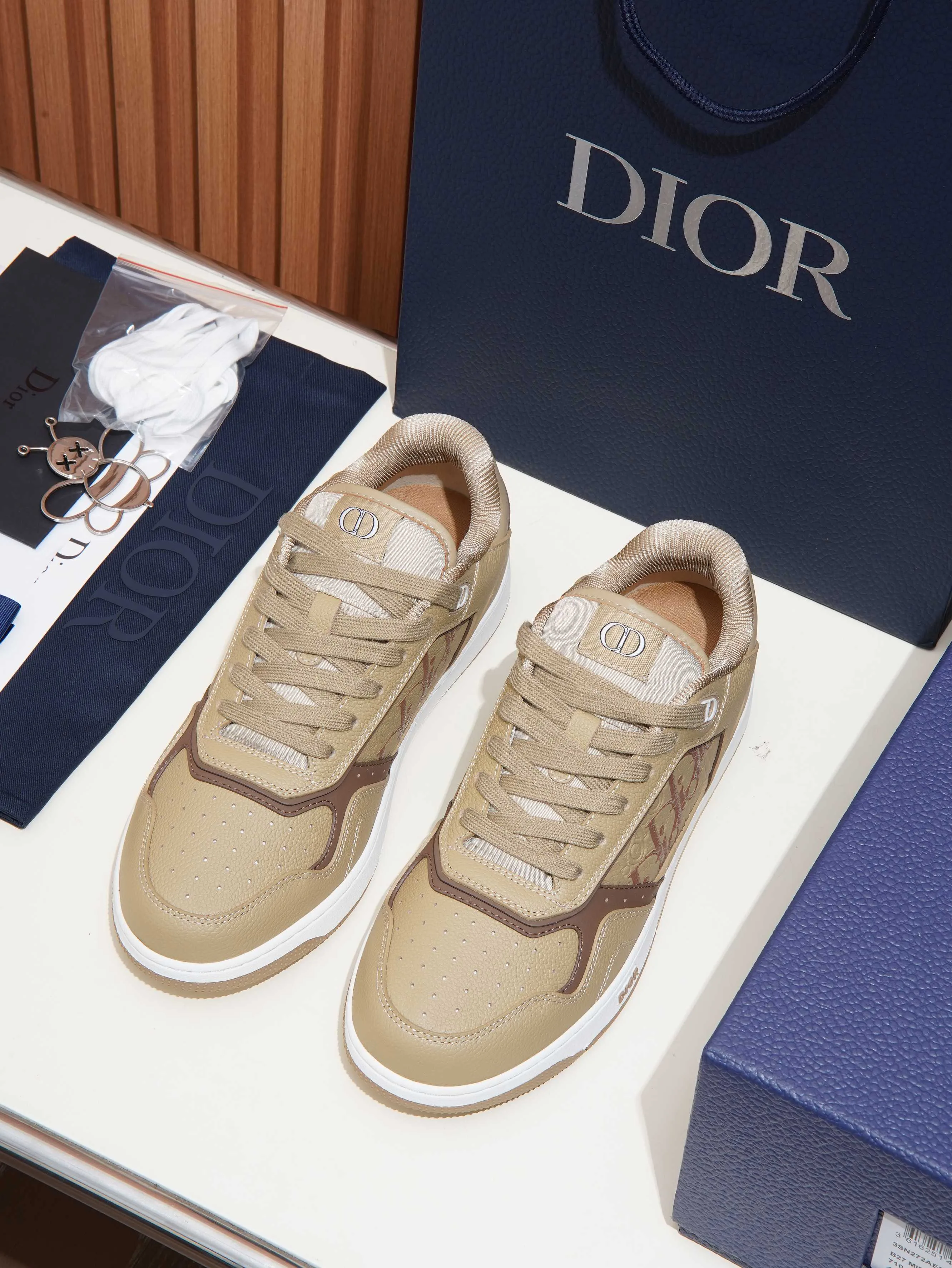 Кроссовки Женские Christian Dior 18781788