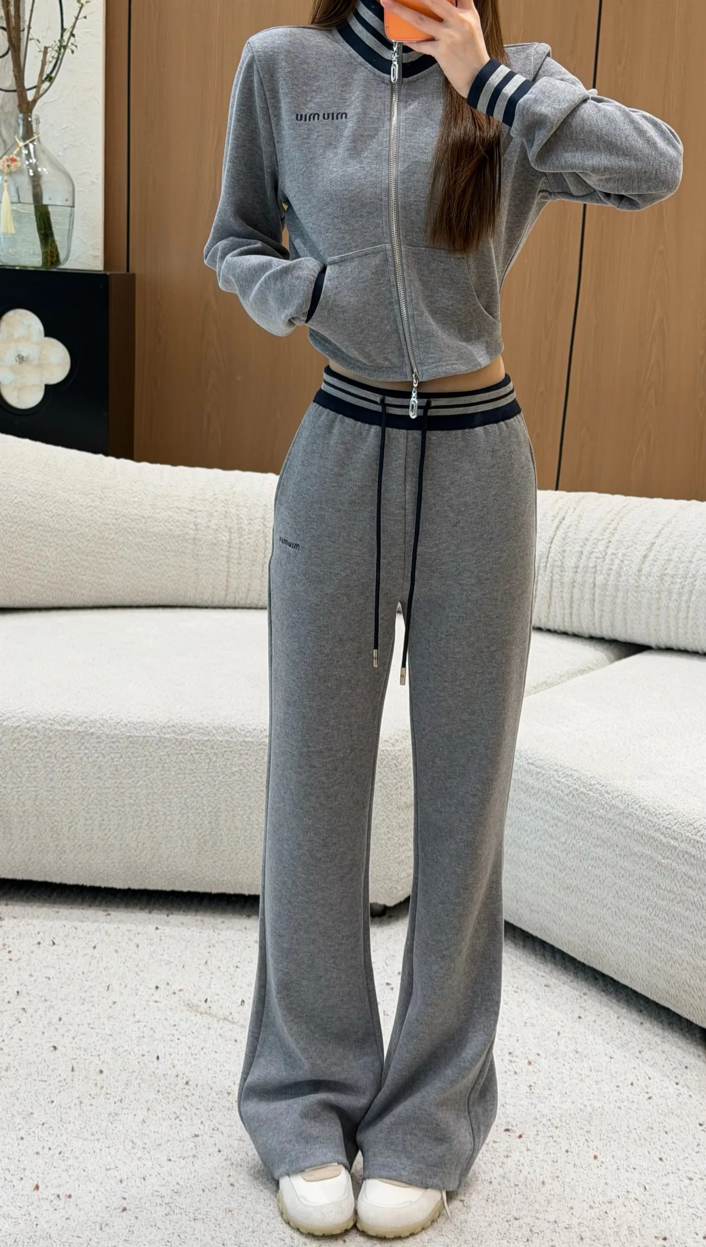 Брюки Женские Miu Miu 19071142