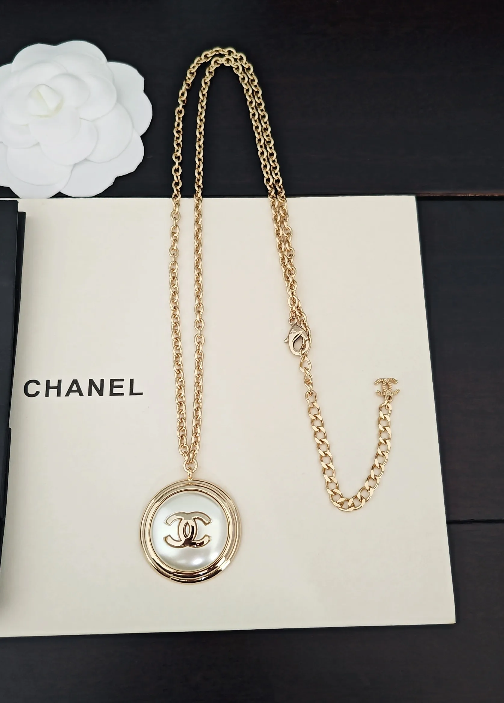 Бижутерия Chanel 225176