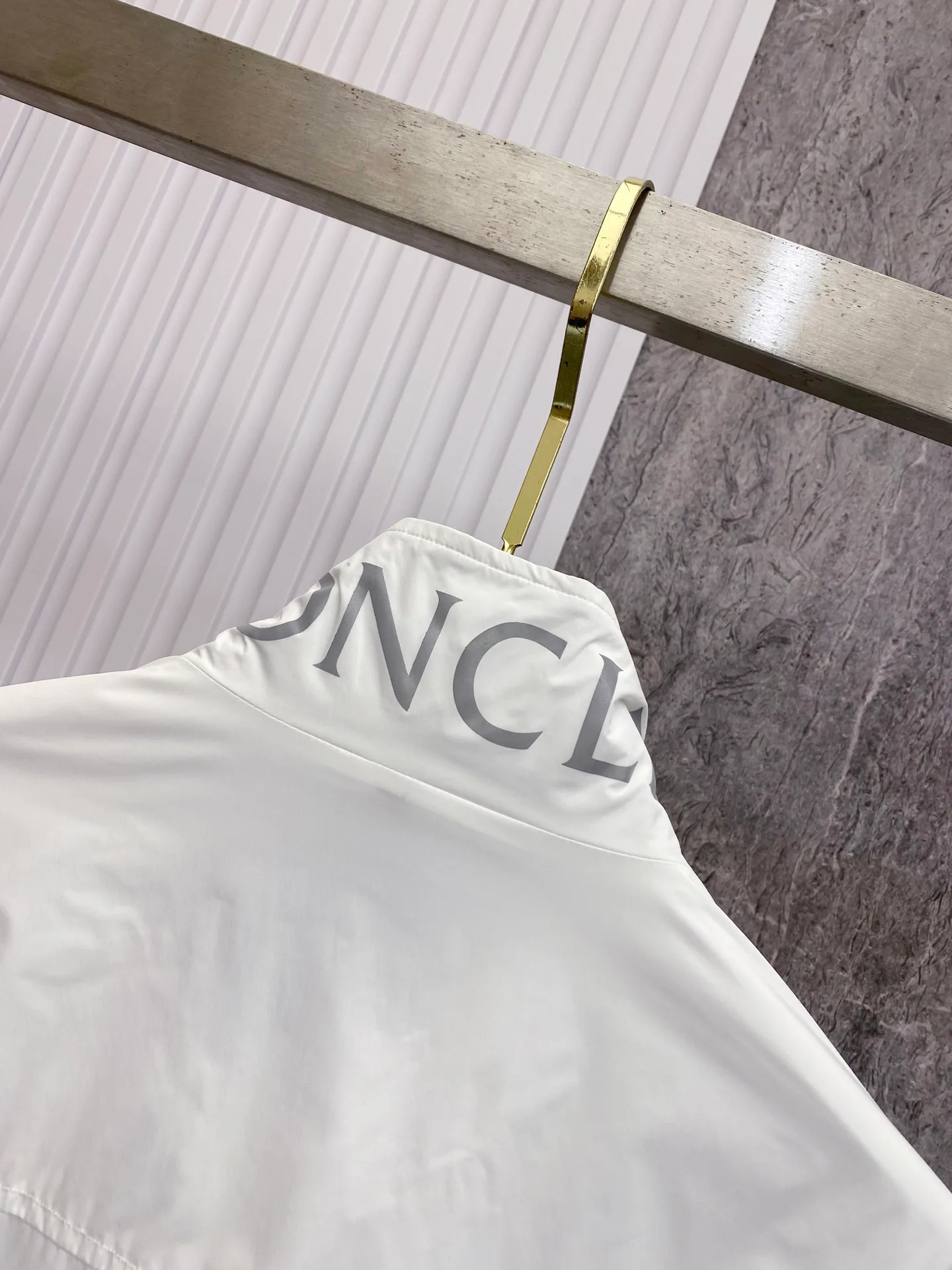 Куртки И Пуховики Мужские Moncler 5023402