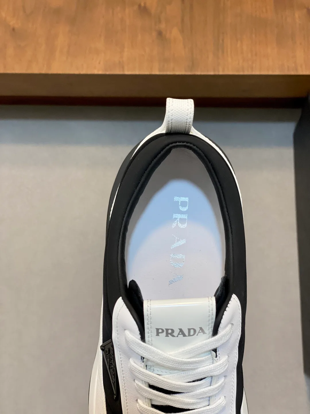 Кроссовки Мужские Prada 19173553