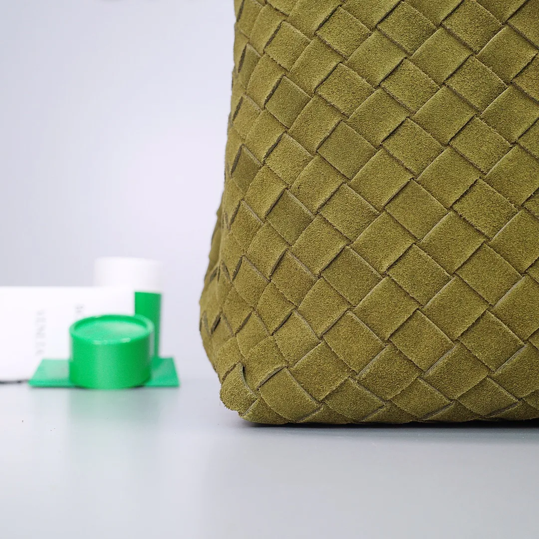 Классические Сумки Женские Bottega Veneta 23008