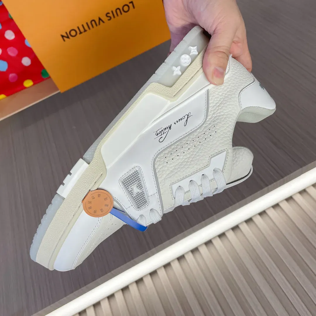 Кроссовки Женские Louis Vuitton 3470474