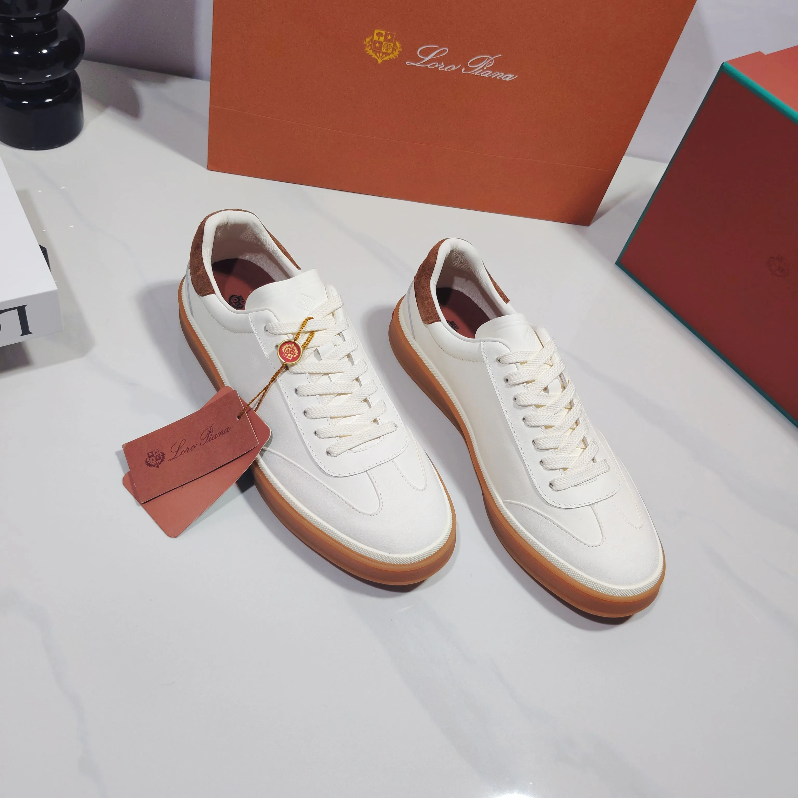 Кроссовки Женские Loro Piana 17961944