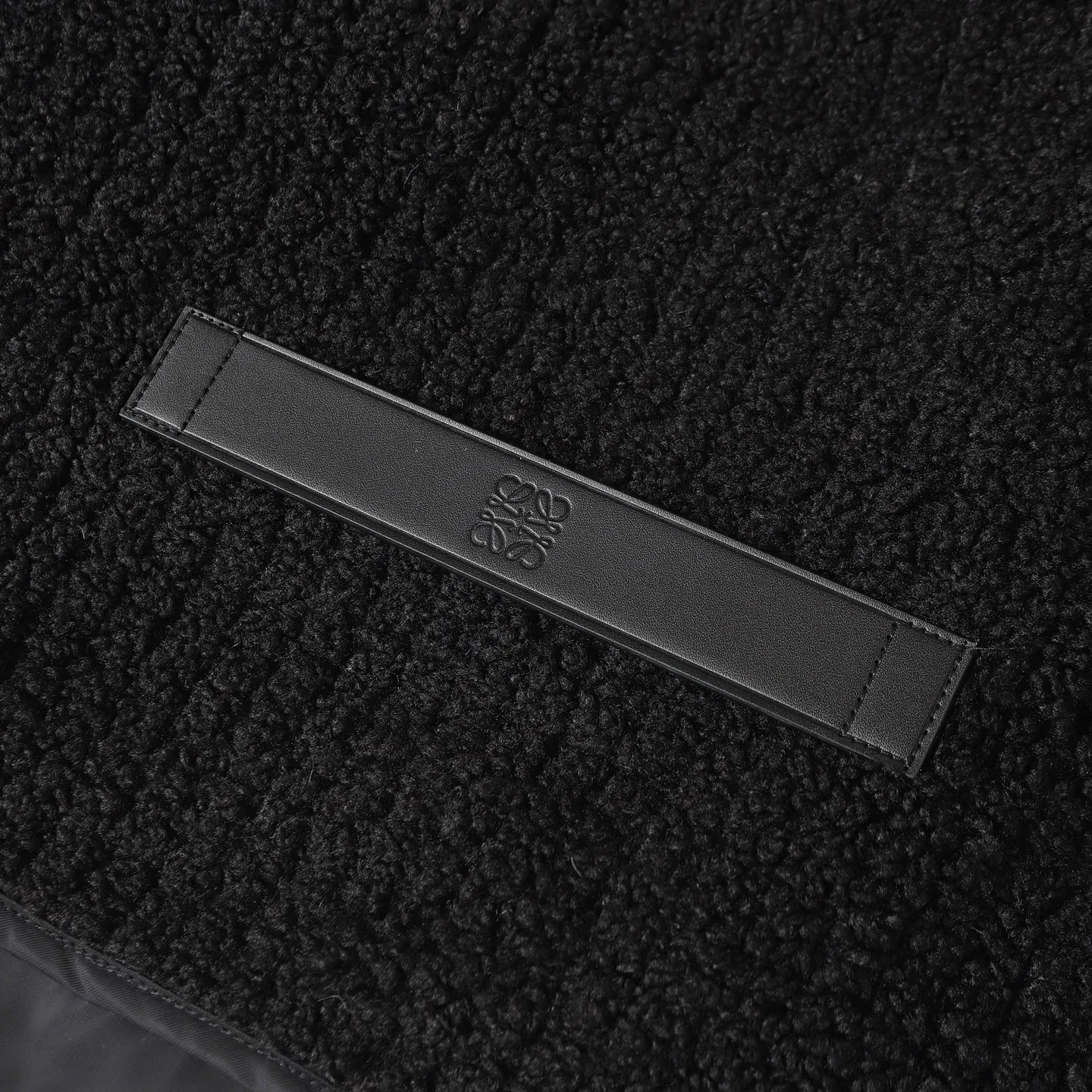 Кожаные Куртки И Дублёнки Мужские Loewe 492451