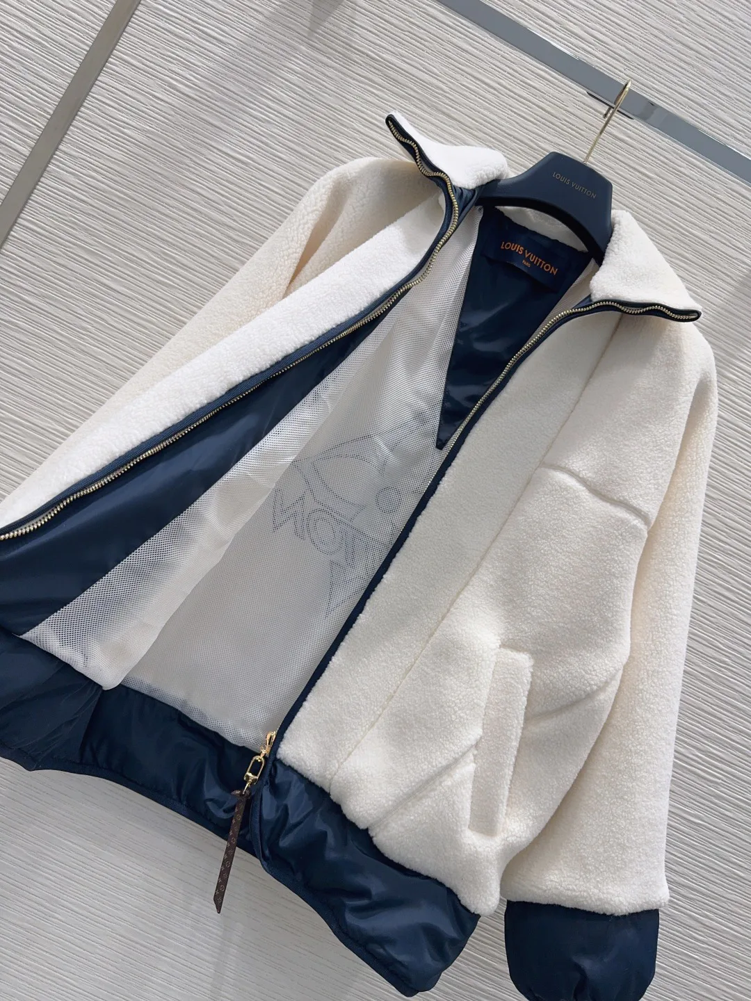 Куртки Женские Louis Vuitton 561758