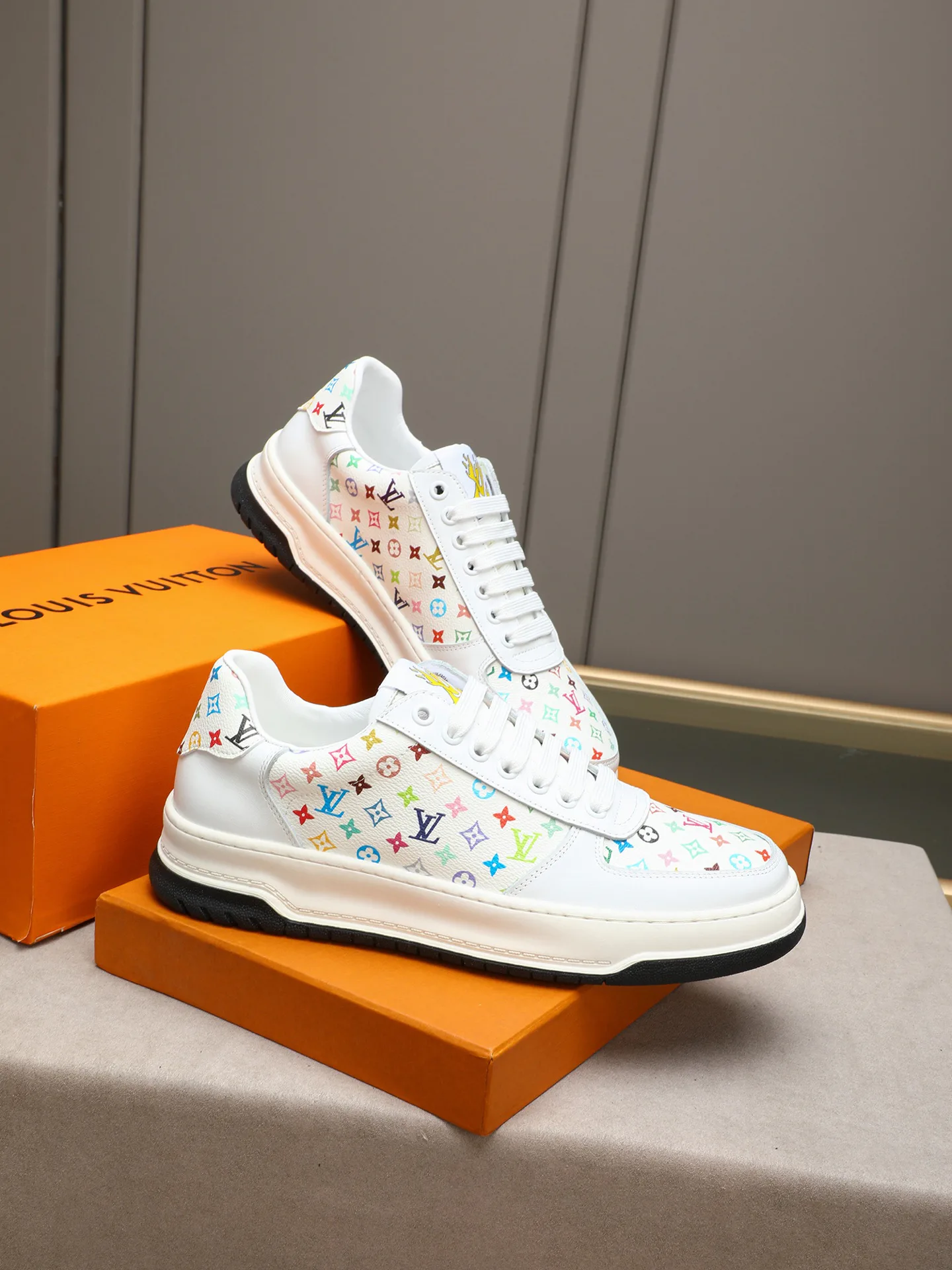 Кроссовки Мужские Louis Vuitton 497999