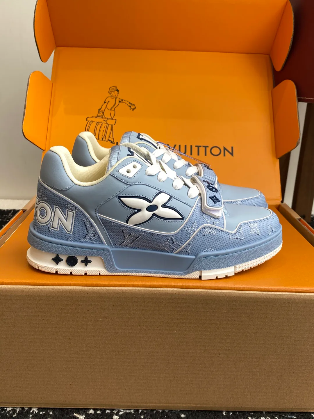 Кроссовки Женские Louis Vuitton 5438147