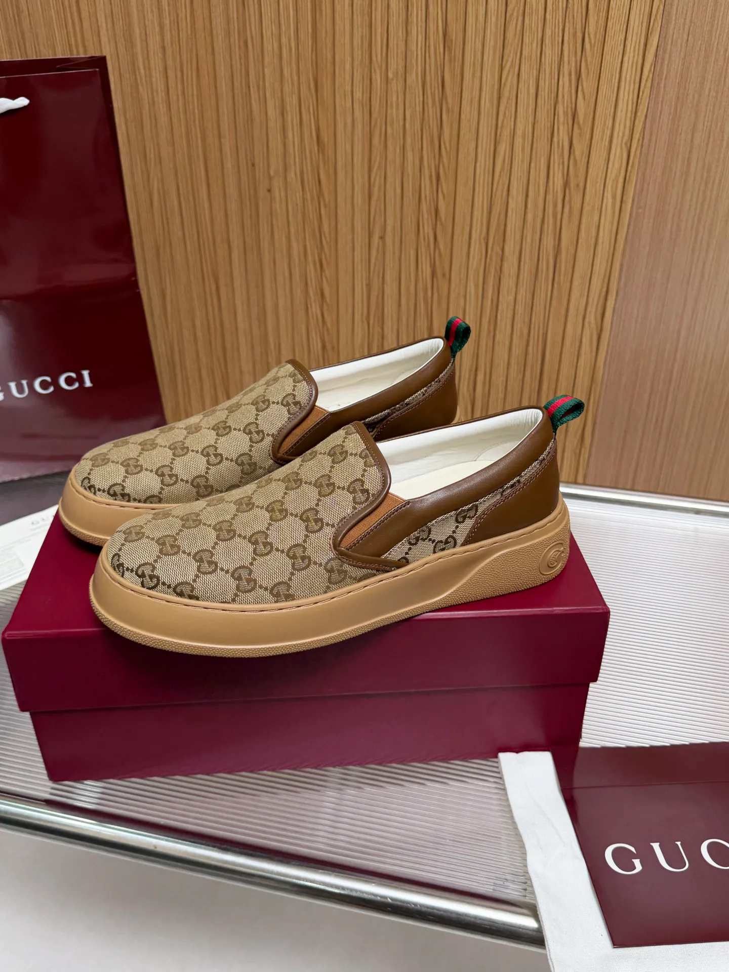 Кроссовки Мужские Gucci 17620466