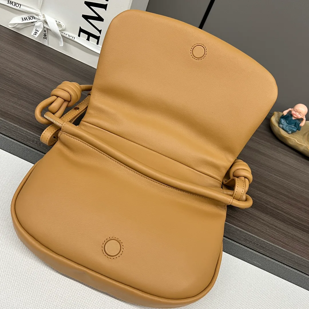 Сумки На Ремне Женские Loewe 57256