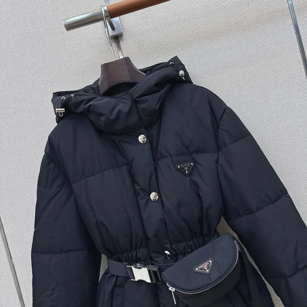 Куртки И Пуховики Женские Prada 17984608