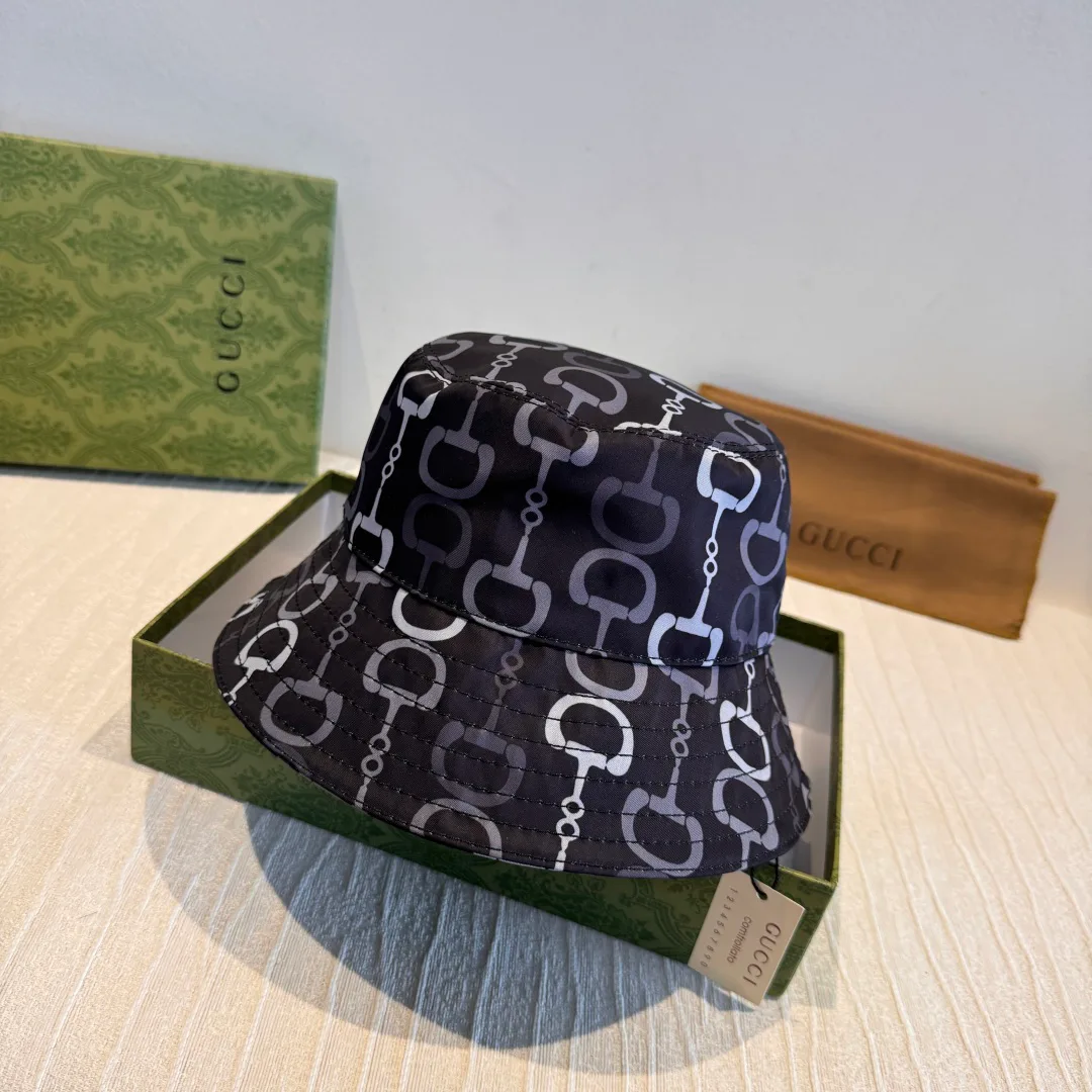 Головные Уборы Gucci 11529717