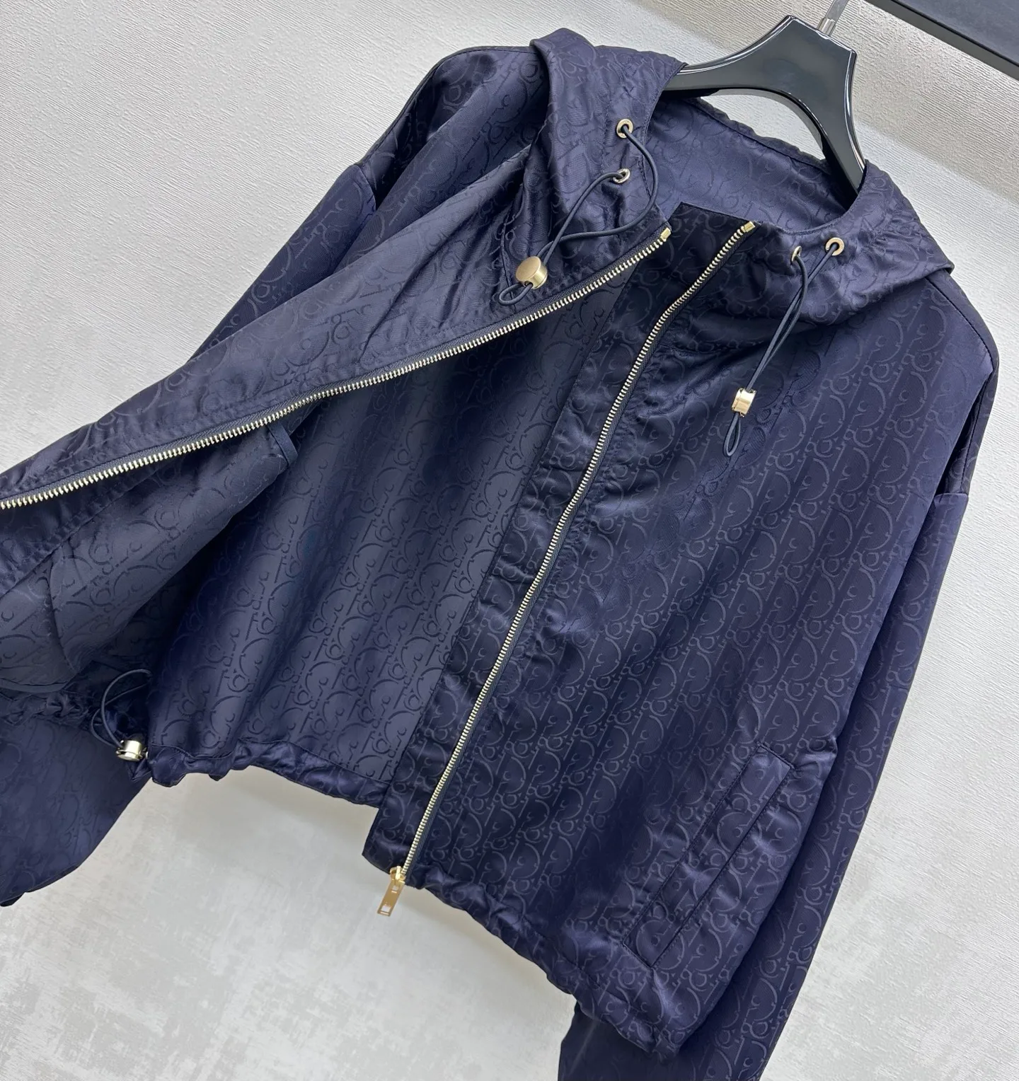 Куртки И Пуховики Женские Christian Dior 11682788