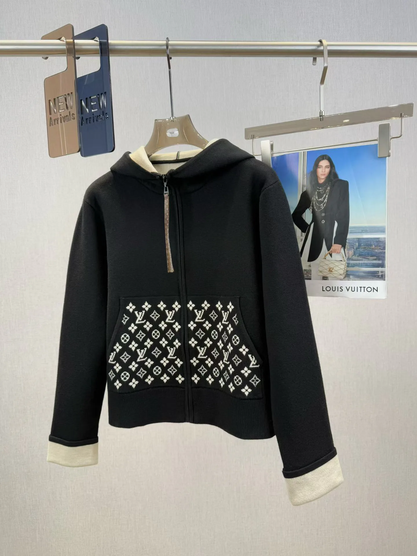 Куртки И Пуховики Женские Louis Vuitton 297917