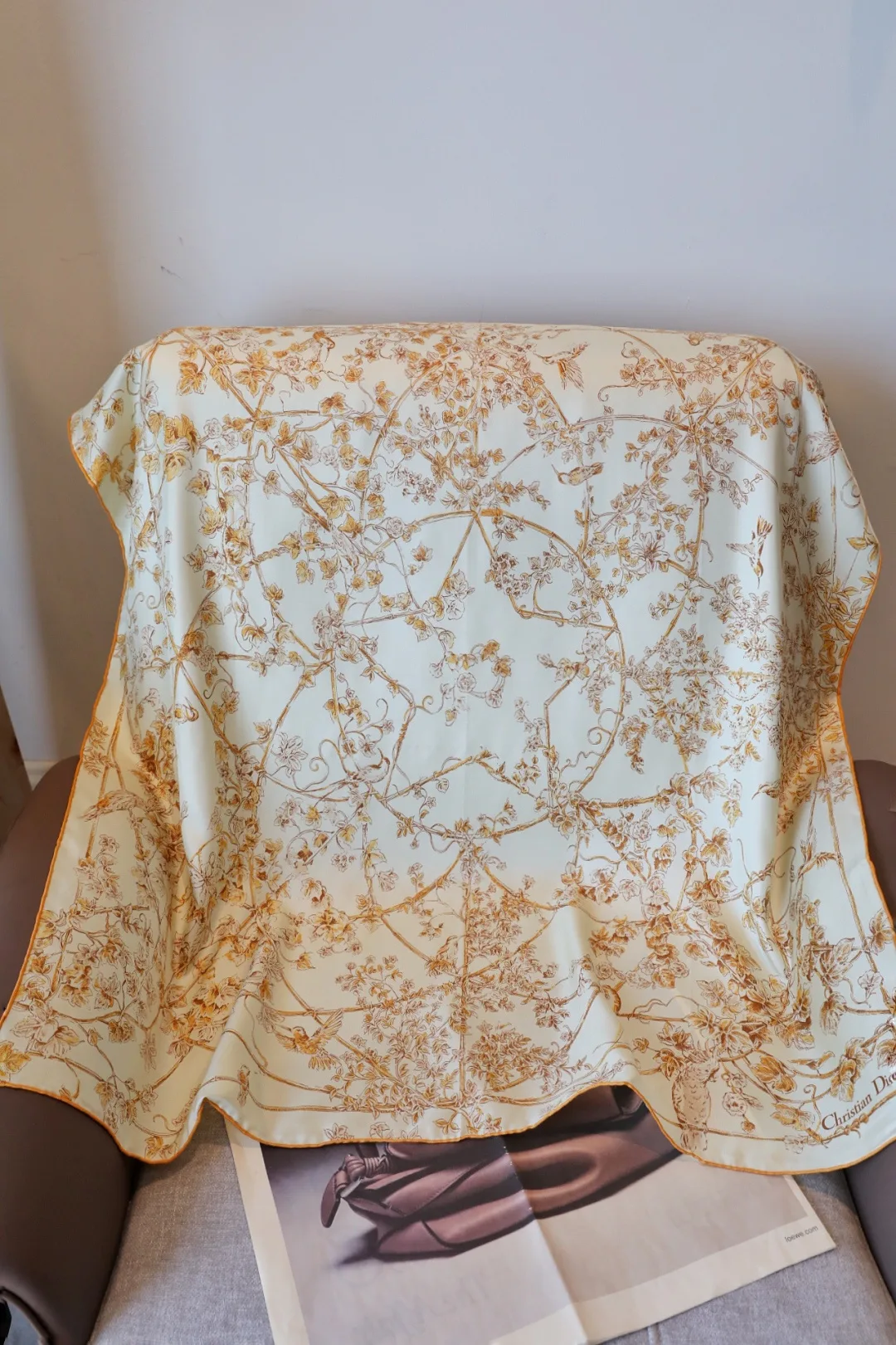 Платки Christian Dior 11852799