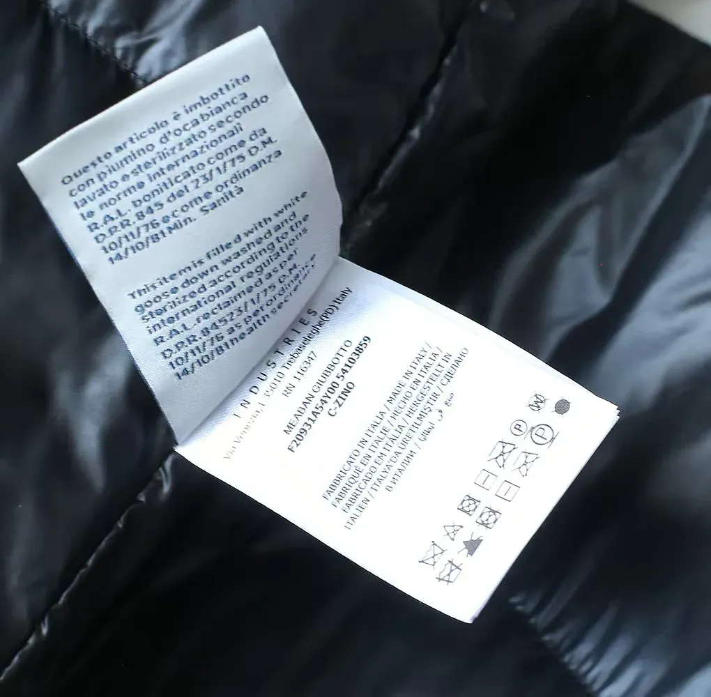 Куртки И Пуховики Мужские Moncler 384008