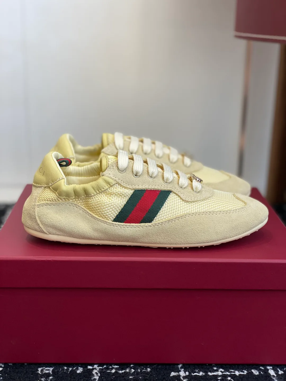 Кроссовки Женские Gucci 304069