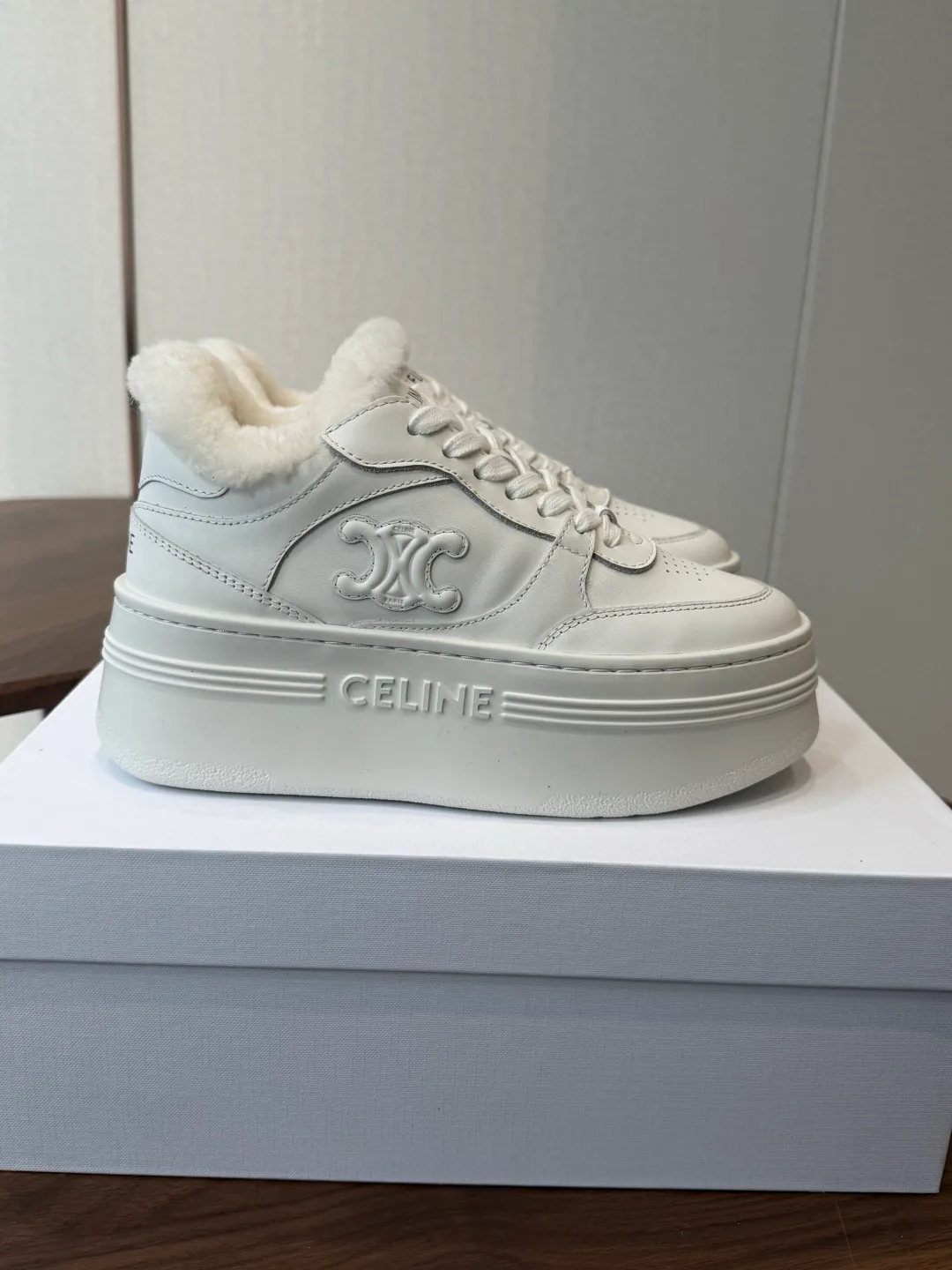 Кроссовки Женские Celine 18687642