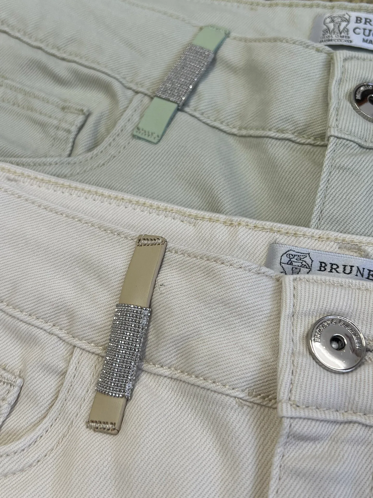 Шорты Женские Brunello Cucinelli 18174572