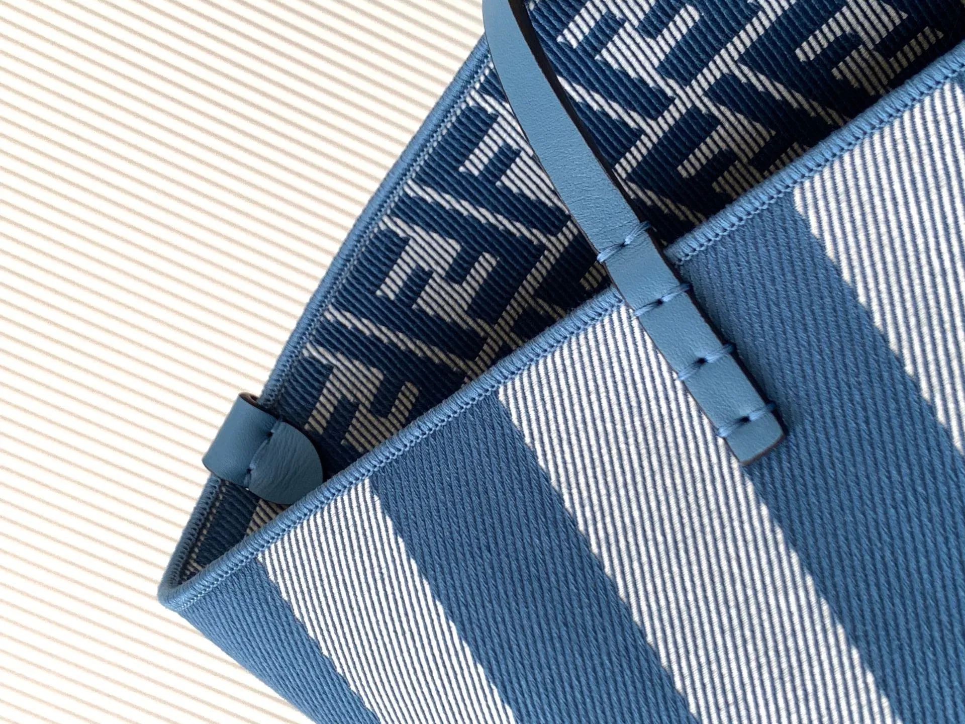 Сумки На Ремне Женские Fendi 293030