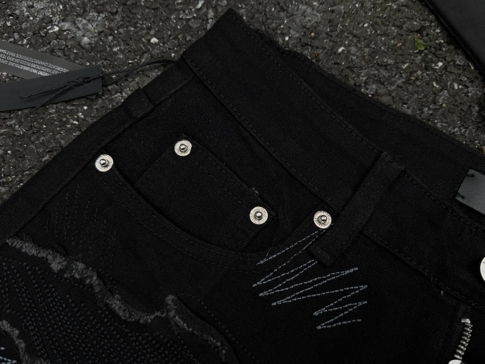 Джинсы Женские Amiri 16984050