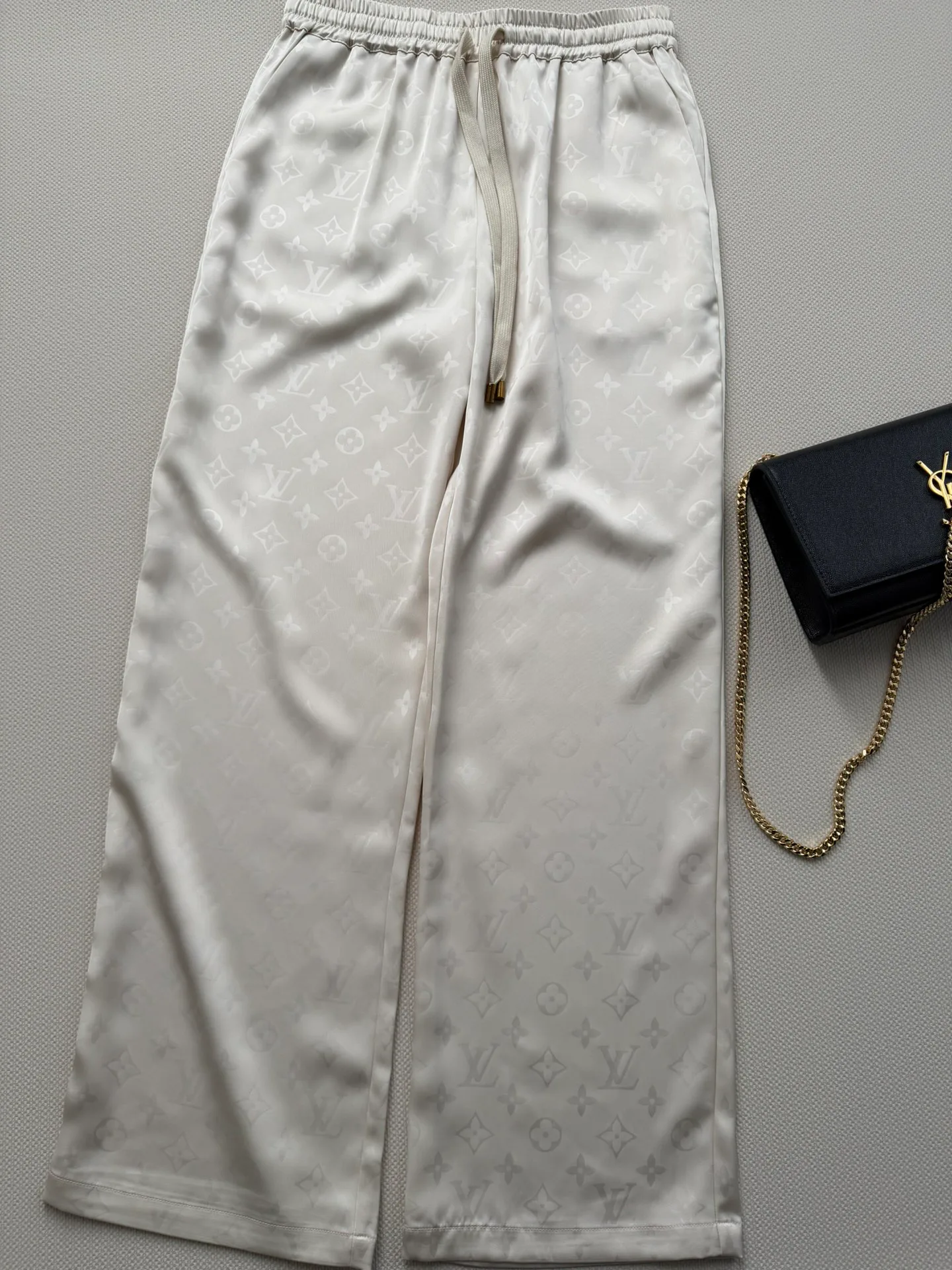 Брюки Женские Louis Vuitton 11499847