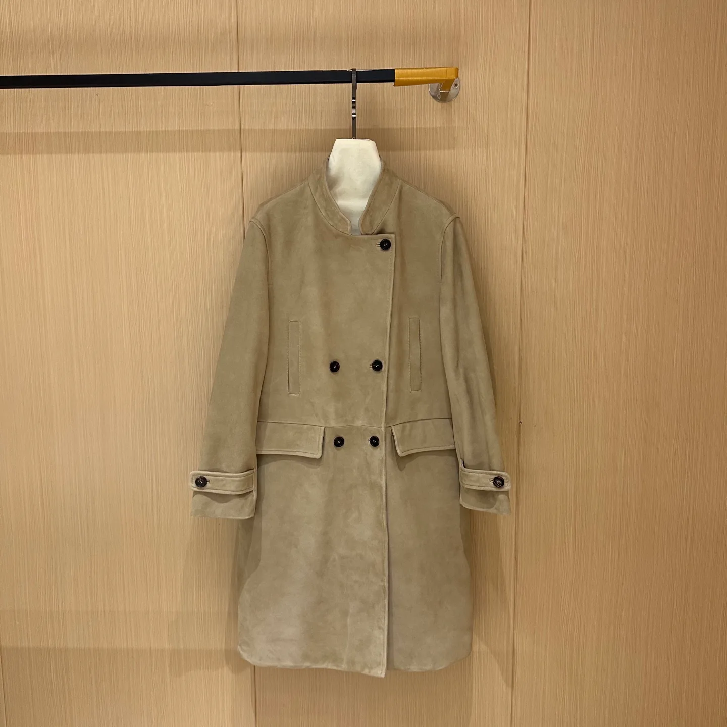 Кожаные Куртки И Дублёнки Женские Saint Laurent 11695420