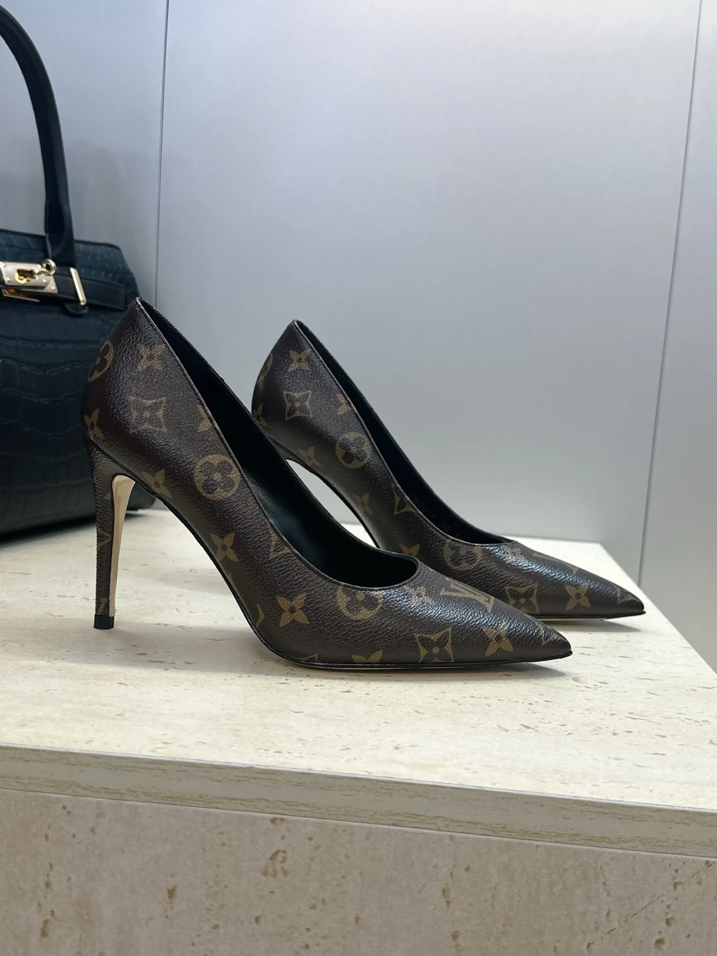 Туфли Женские Louis Vuitton 13346480