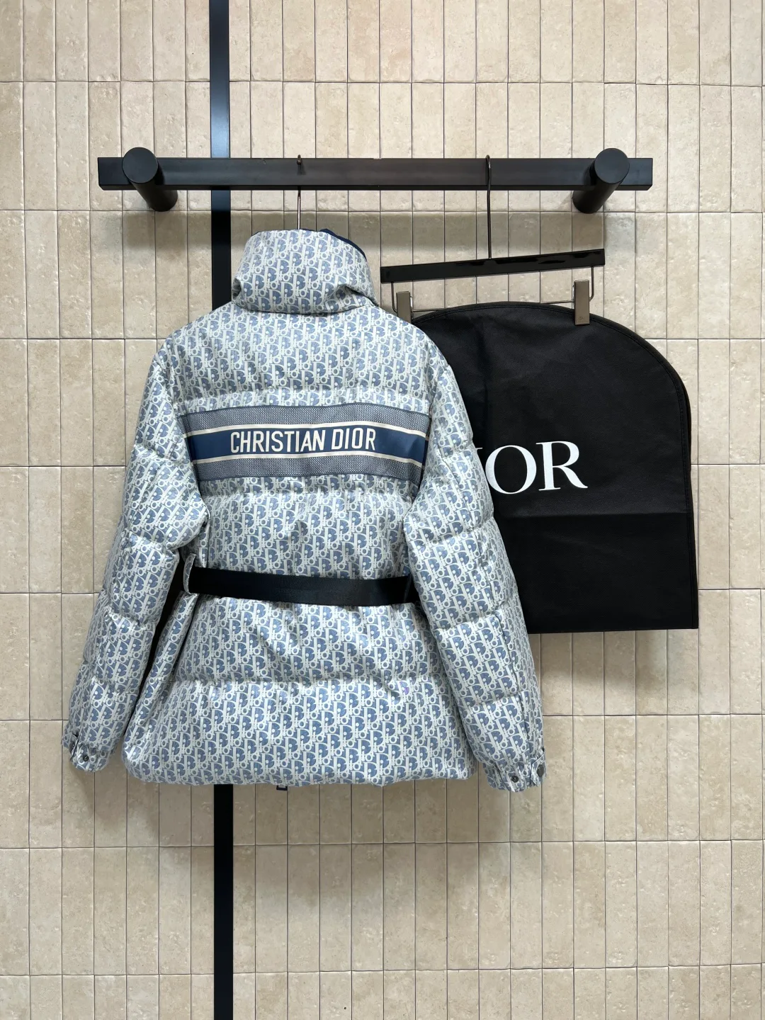 Куртки И Пуховики Женские Christian Dior 166609