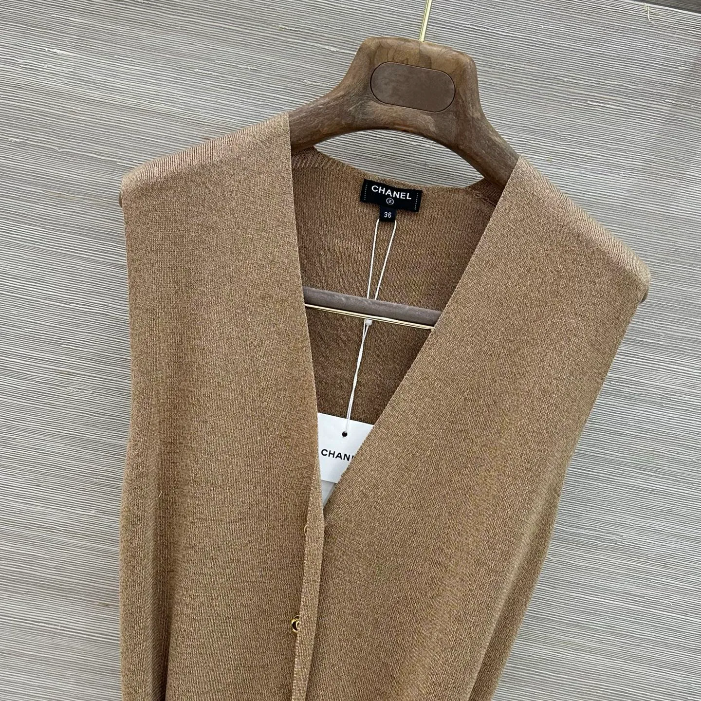 Жилеты Женские Chanel 19131356
