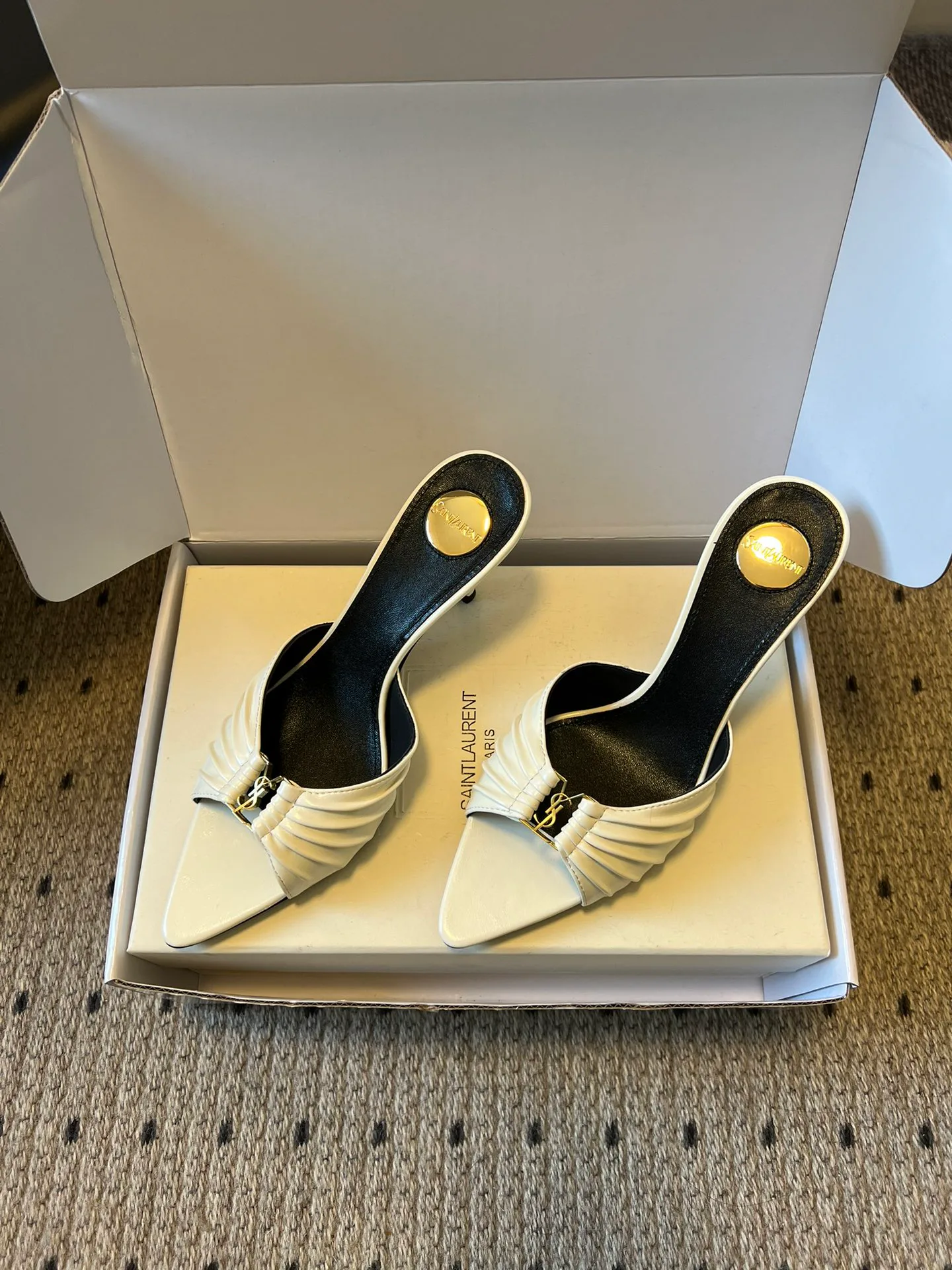 Босоножки Женские Saint Laurent 10835443