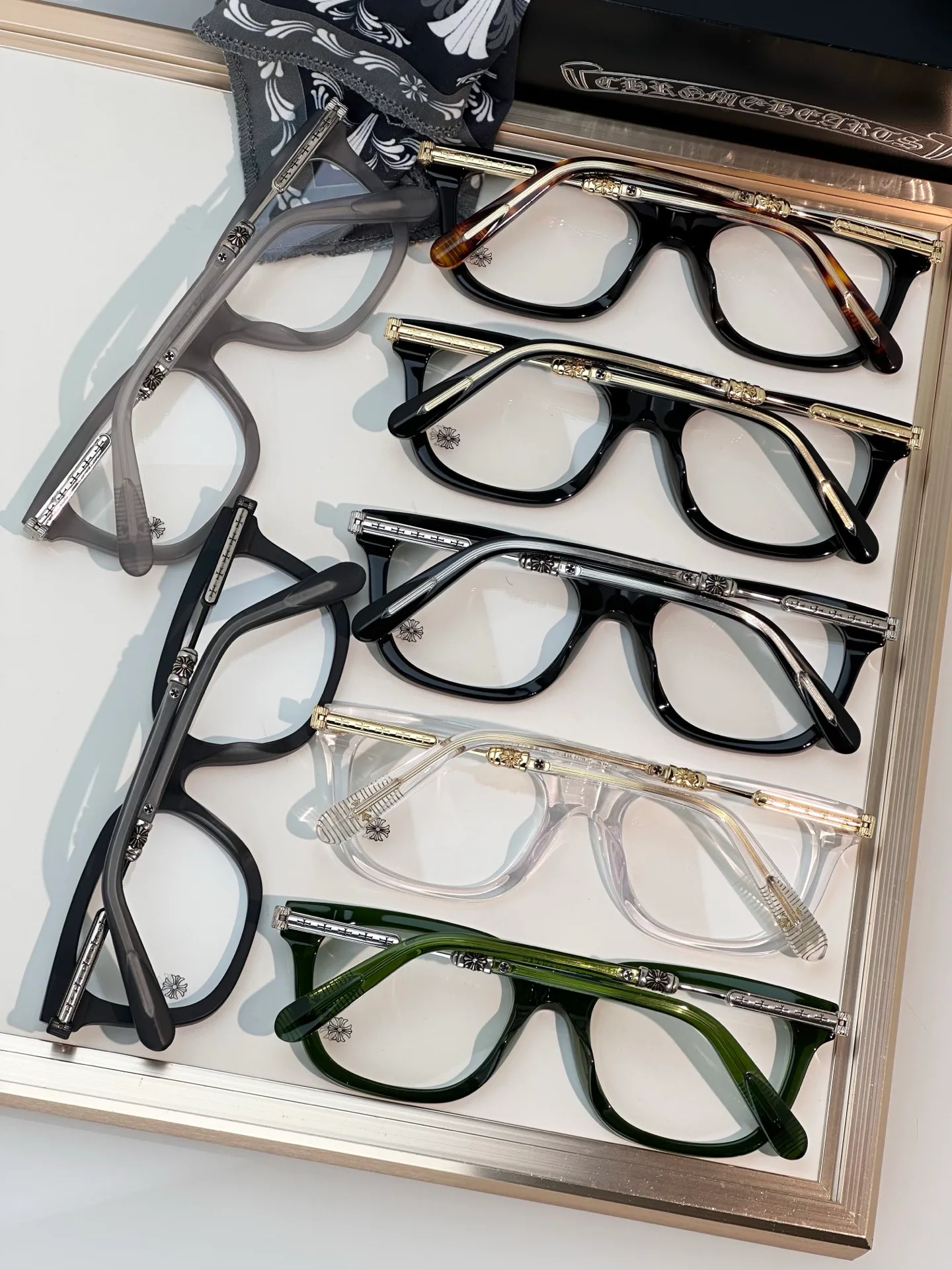 Очки Chrome Hearts 18398436