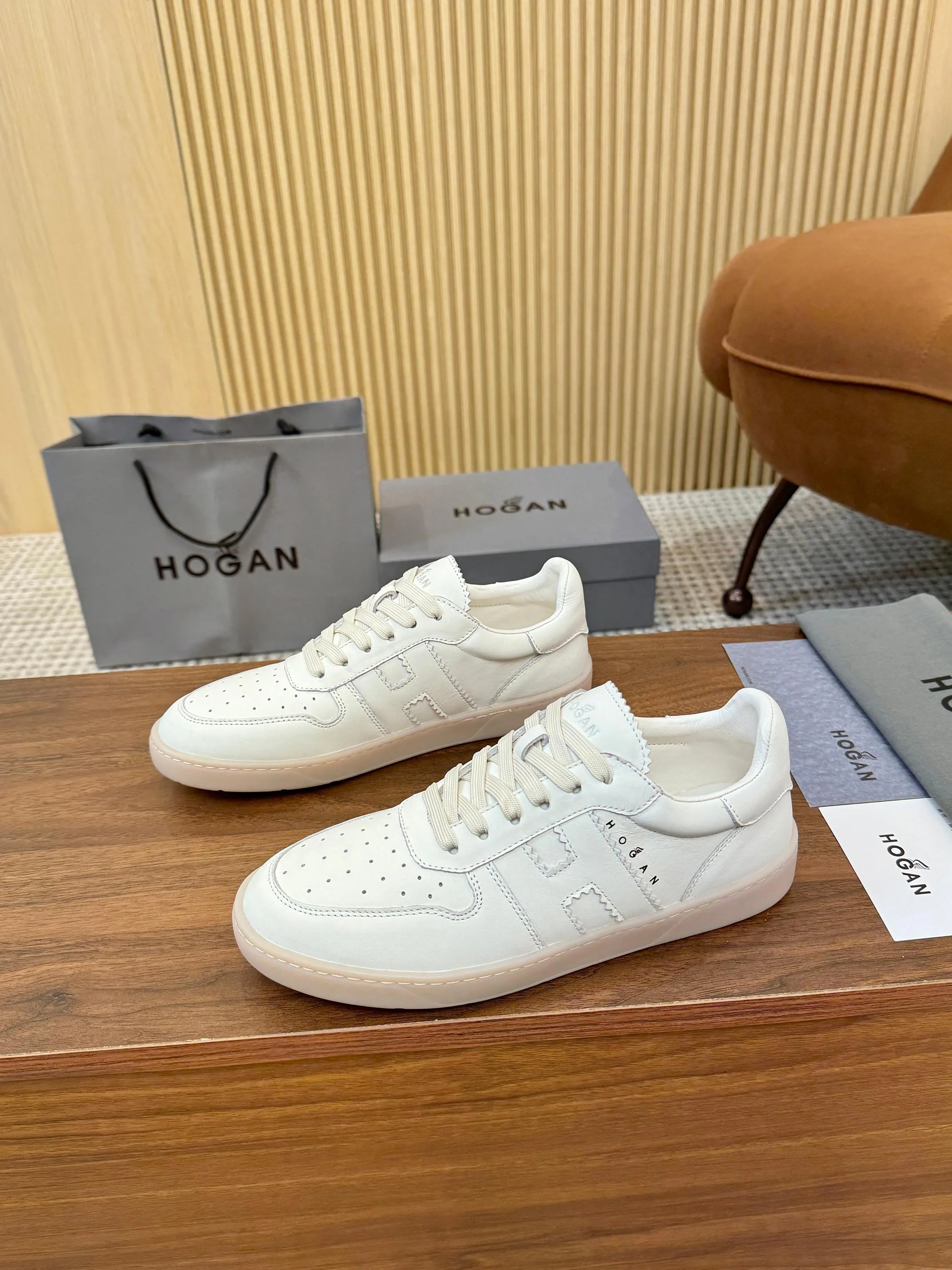 Кроссовки Женские Hogan 12783844