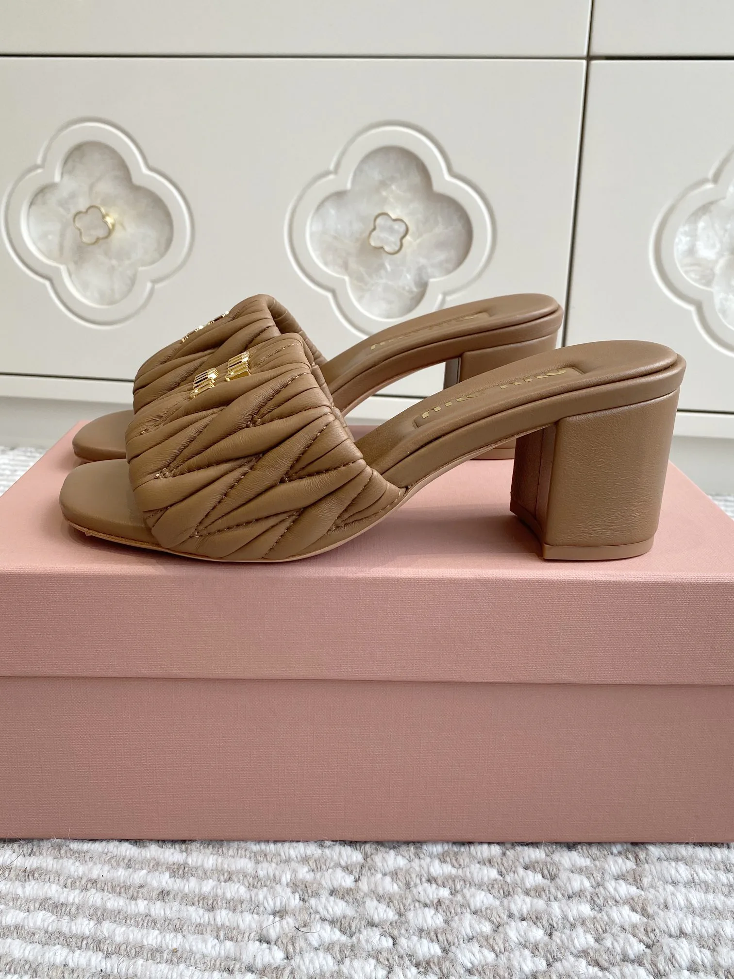 Сандалии Женские Miu Miu 11701946