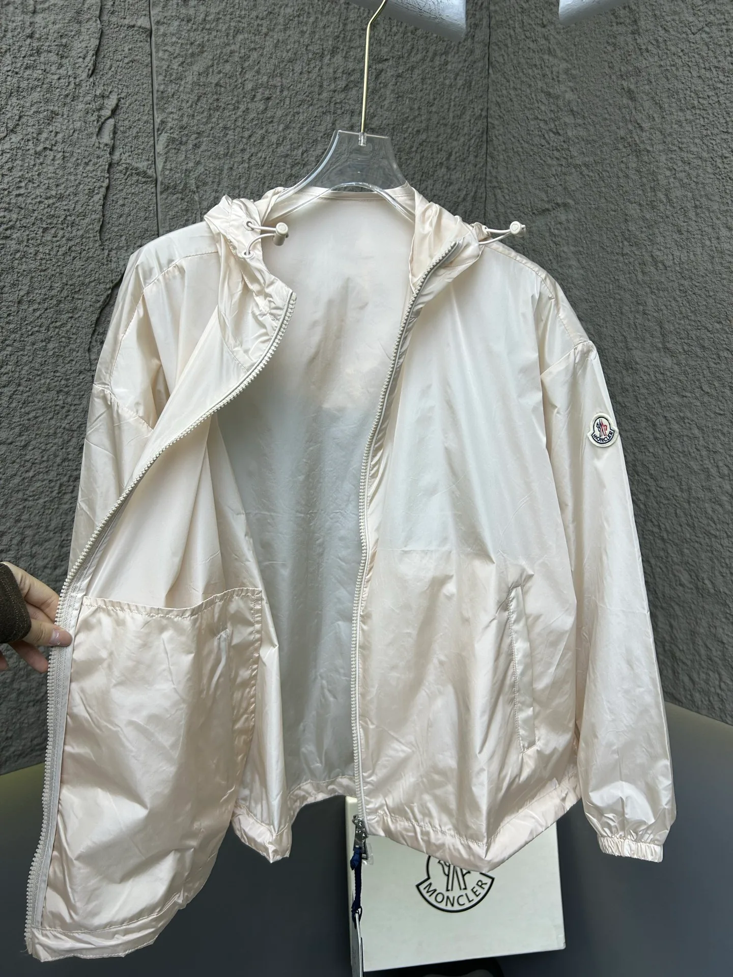 Куртки И Пуховики Женские Moncler 11862681