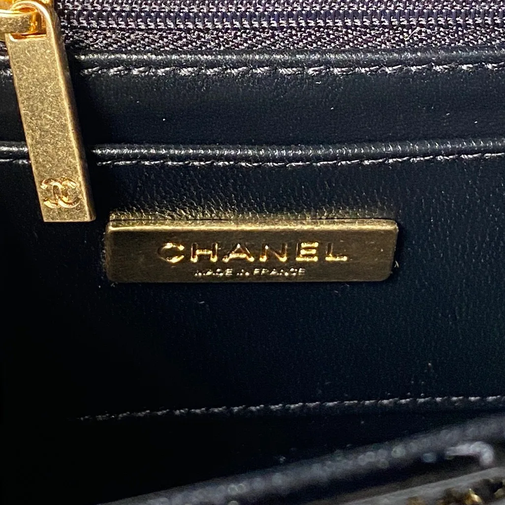 Классические Сумки Женские Chanel 18207729
