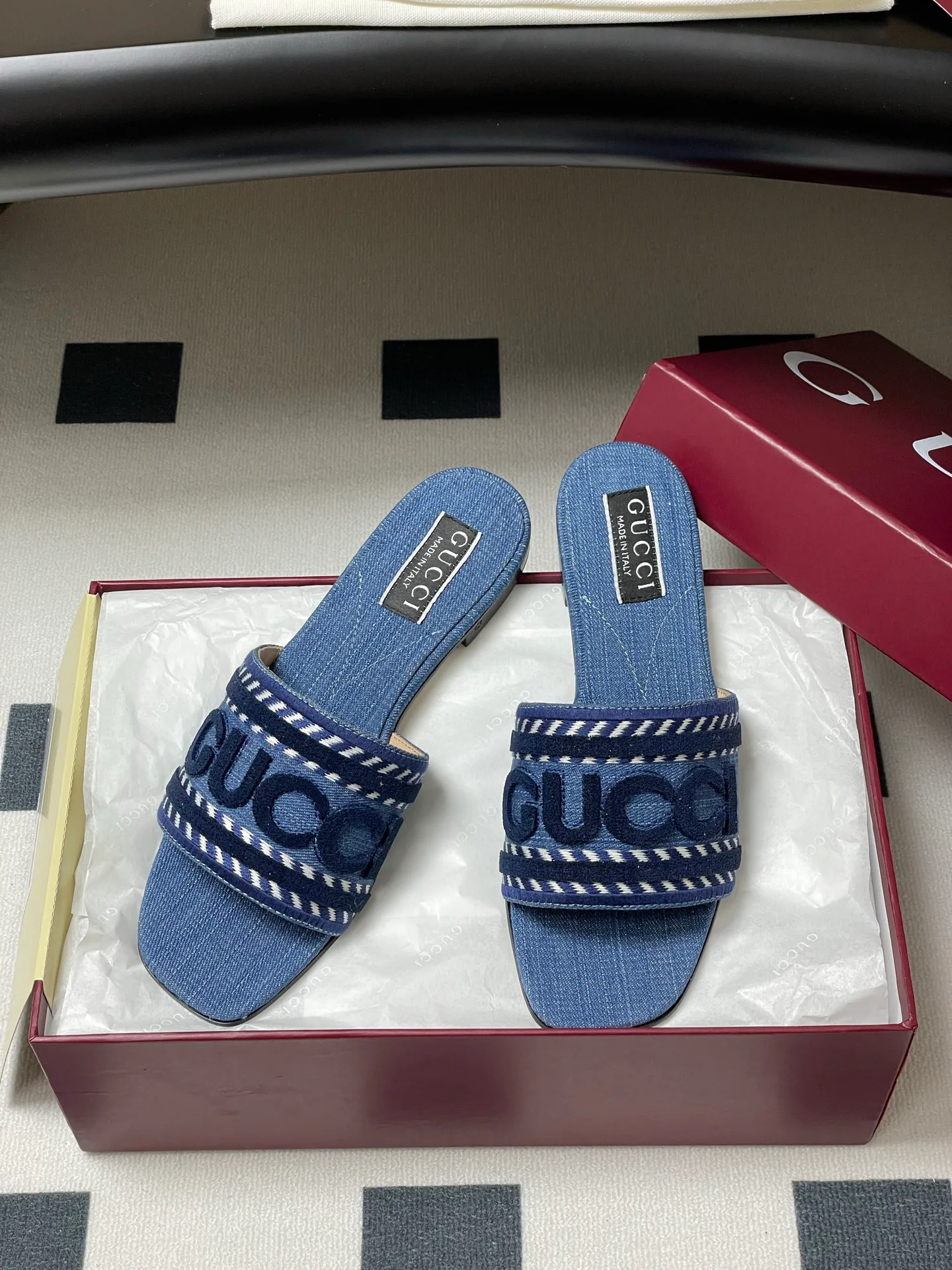 Шлепанцы Женские Gucci 22784