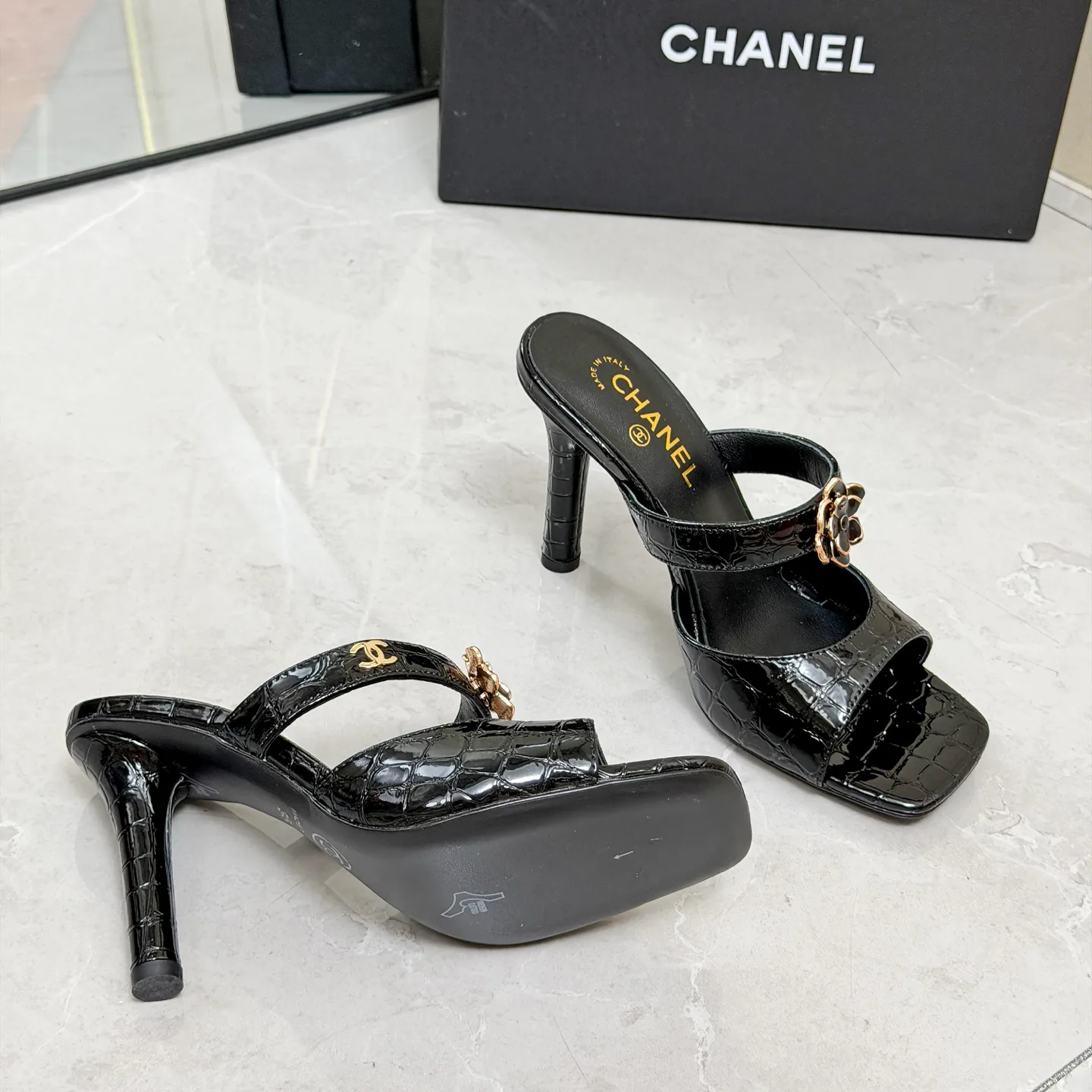 Босоножки Женские Chanel 17335033