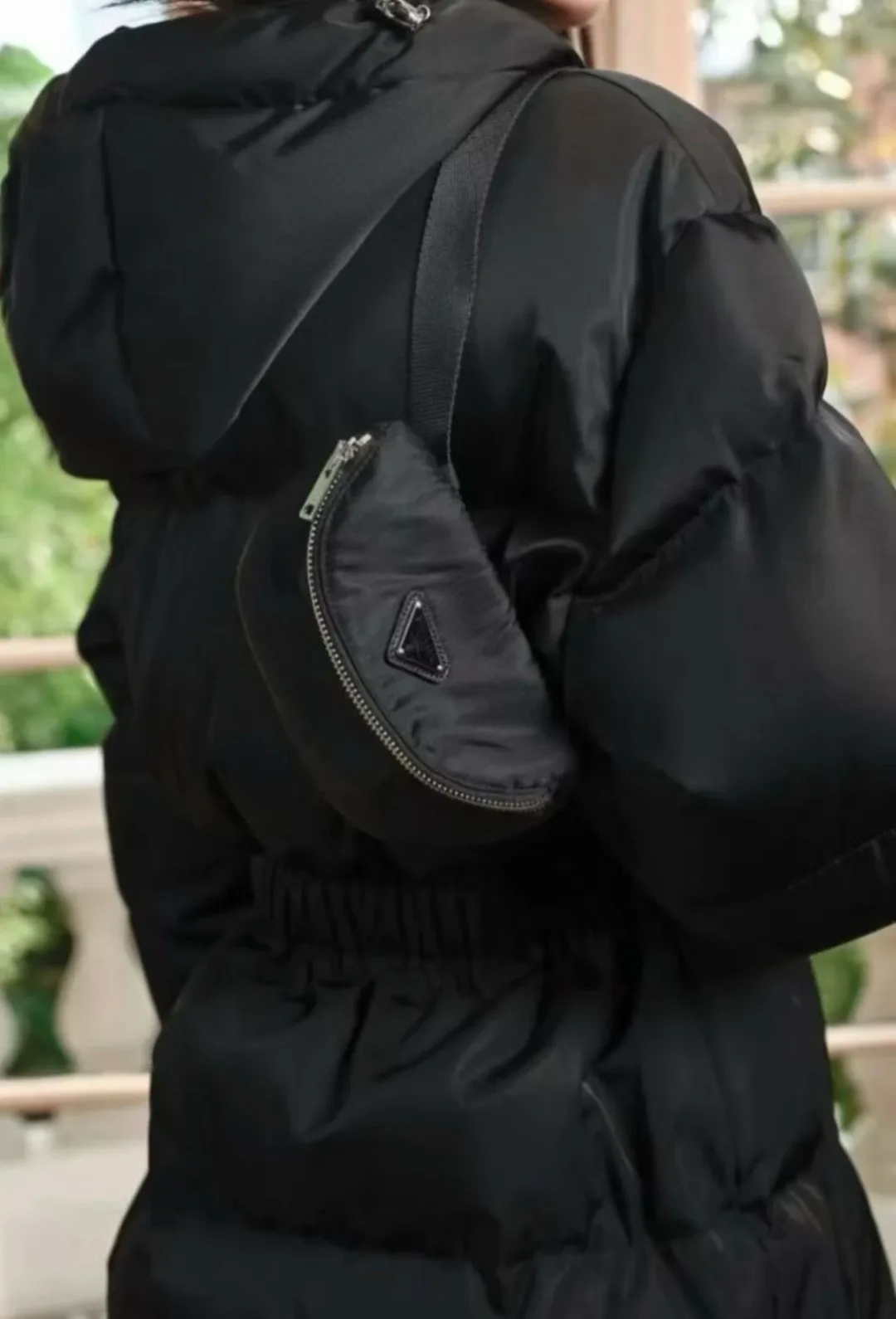 Куртки И Пуховики Женские Prada 18840088