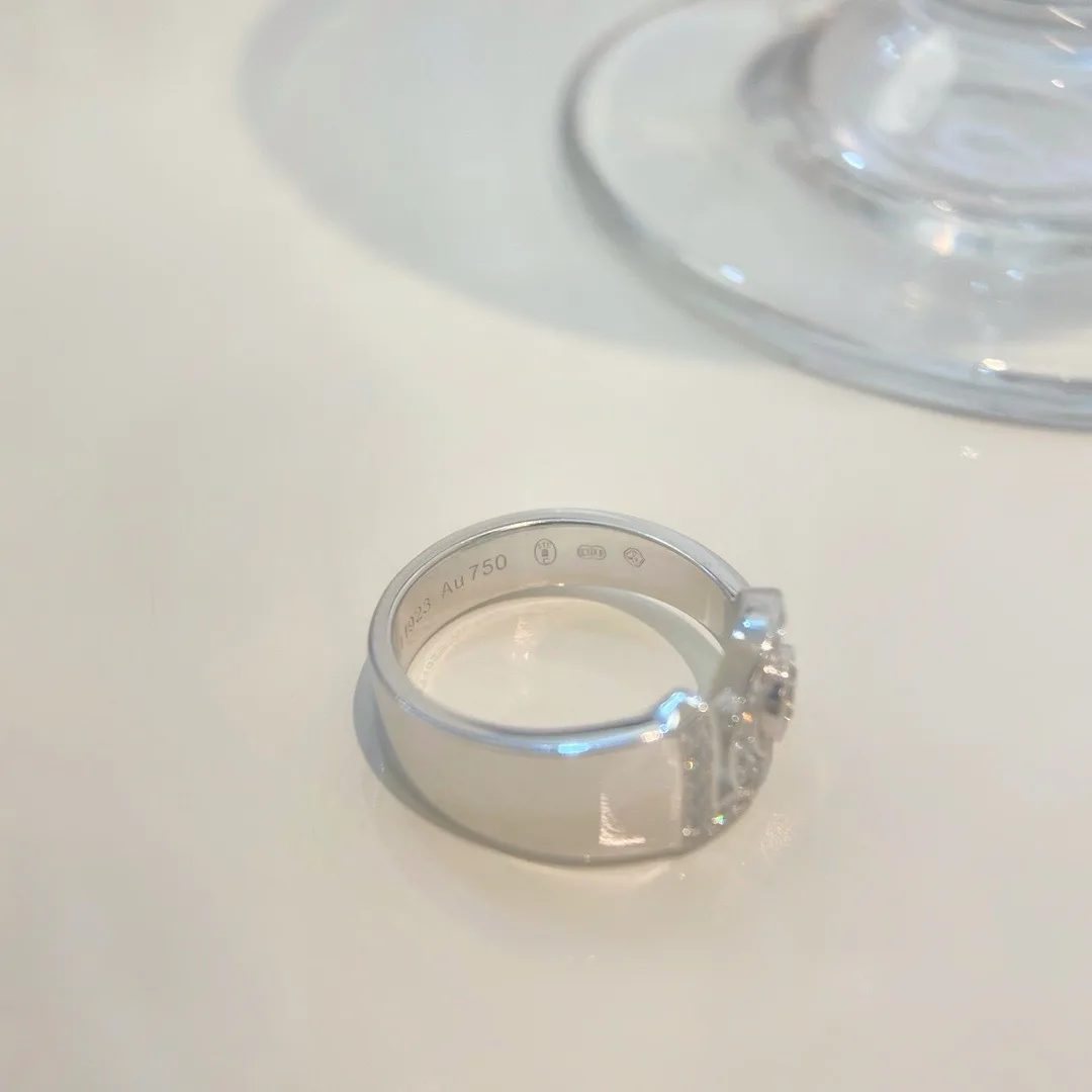 Бижутерия Chanel 17892489