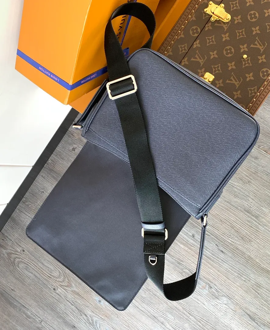 Сумки На Ремне Женские Louis Vuitton 369589