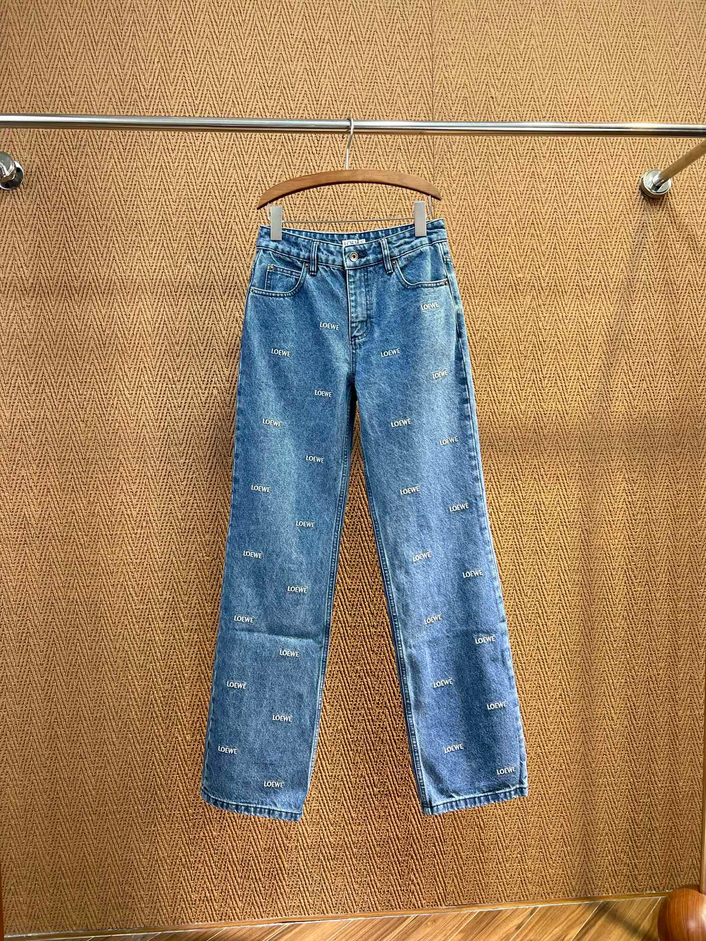 Джинсы Женские Loewe 19460458