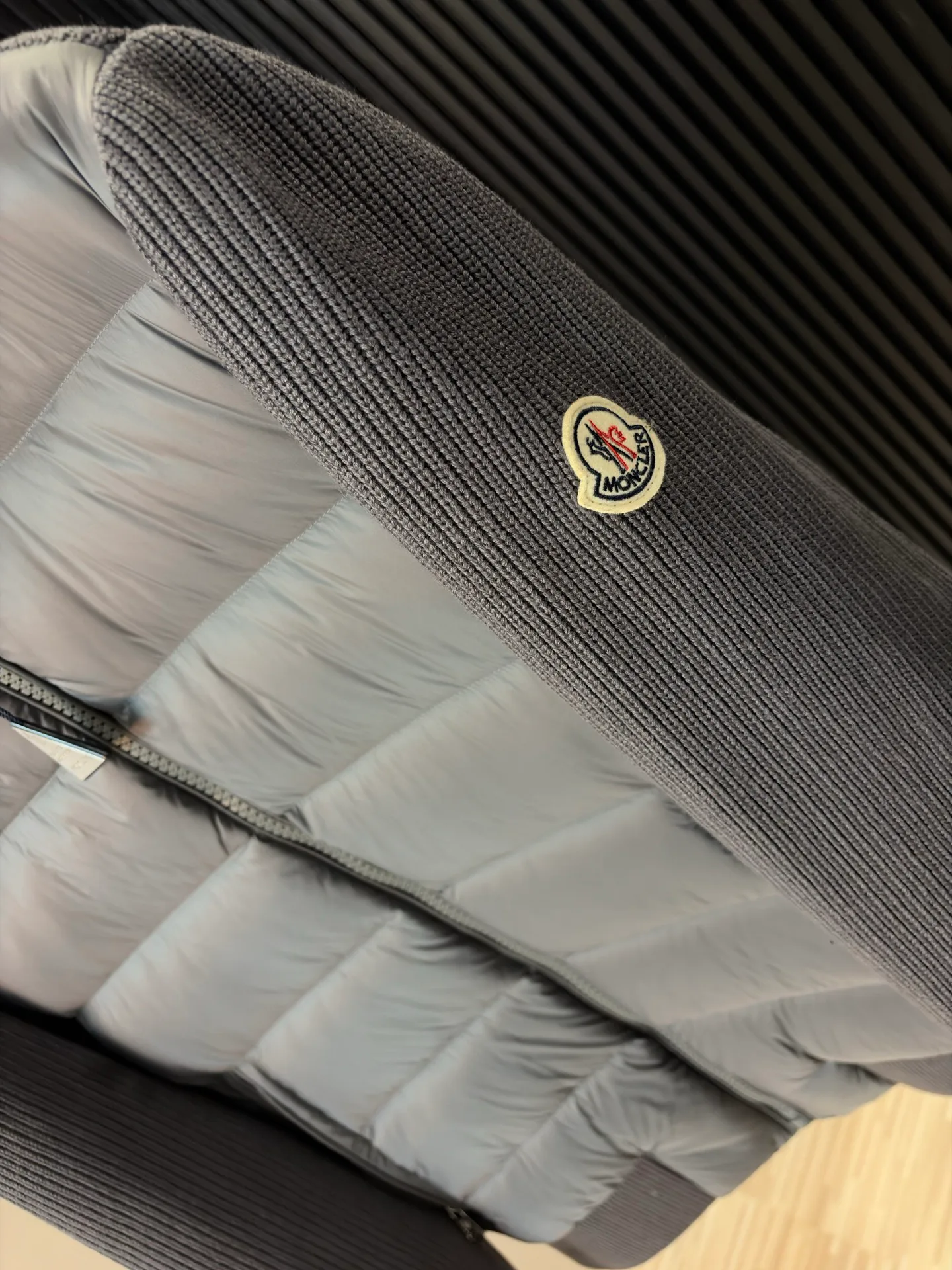 Куртки И Пуховики Женские Moncler 18391738